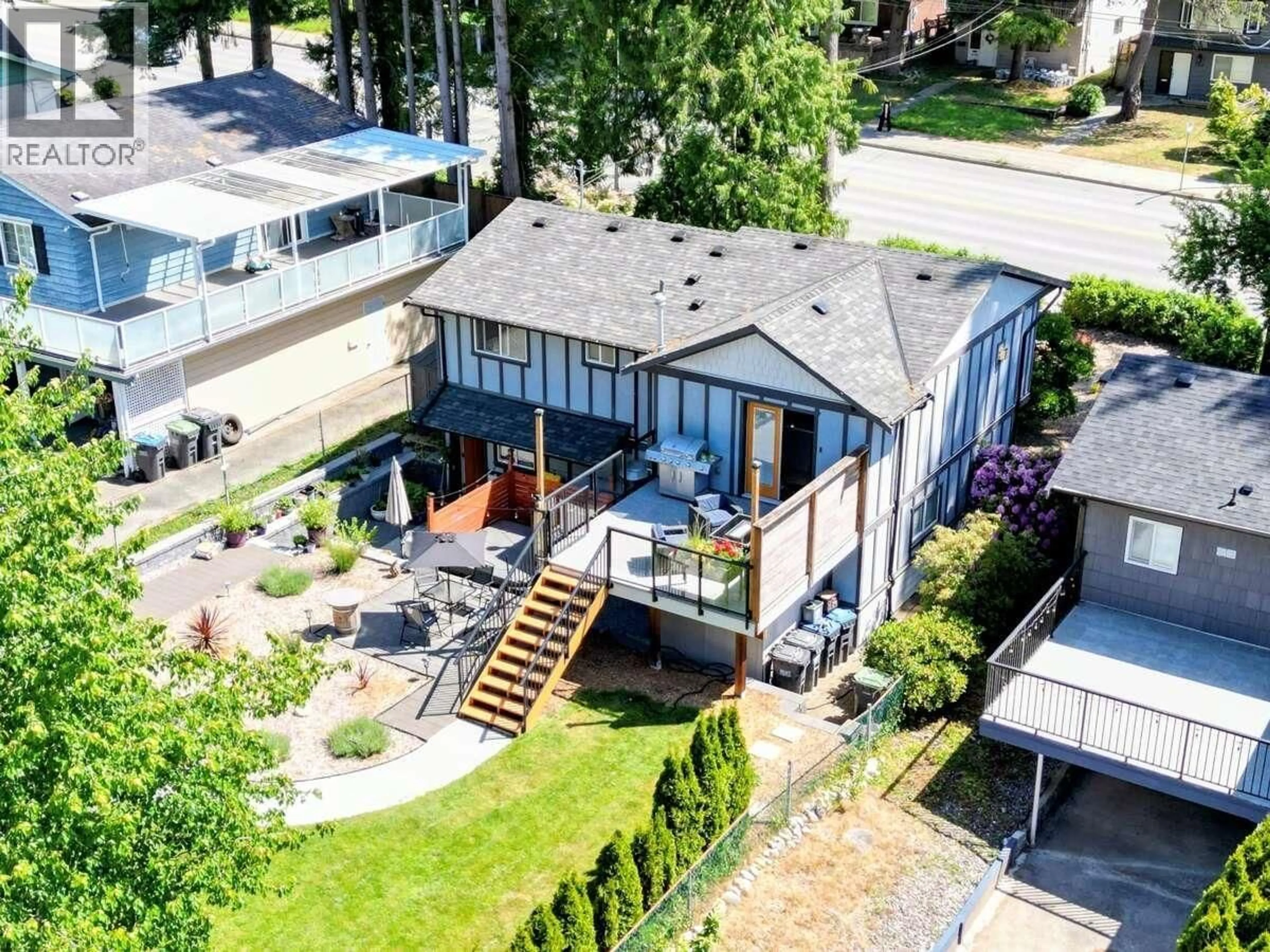 A pic from outside/outdoor area/front of a property/back of a property/a pic from drone, street for 3759 COAST MERIDIAN ROAD, Port Coquitlam British Columbia V3B3P2