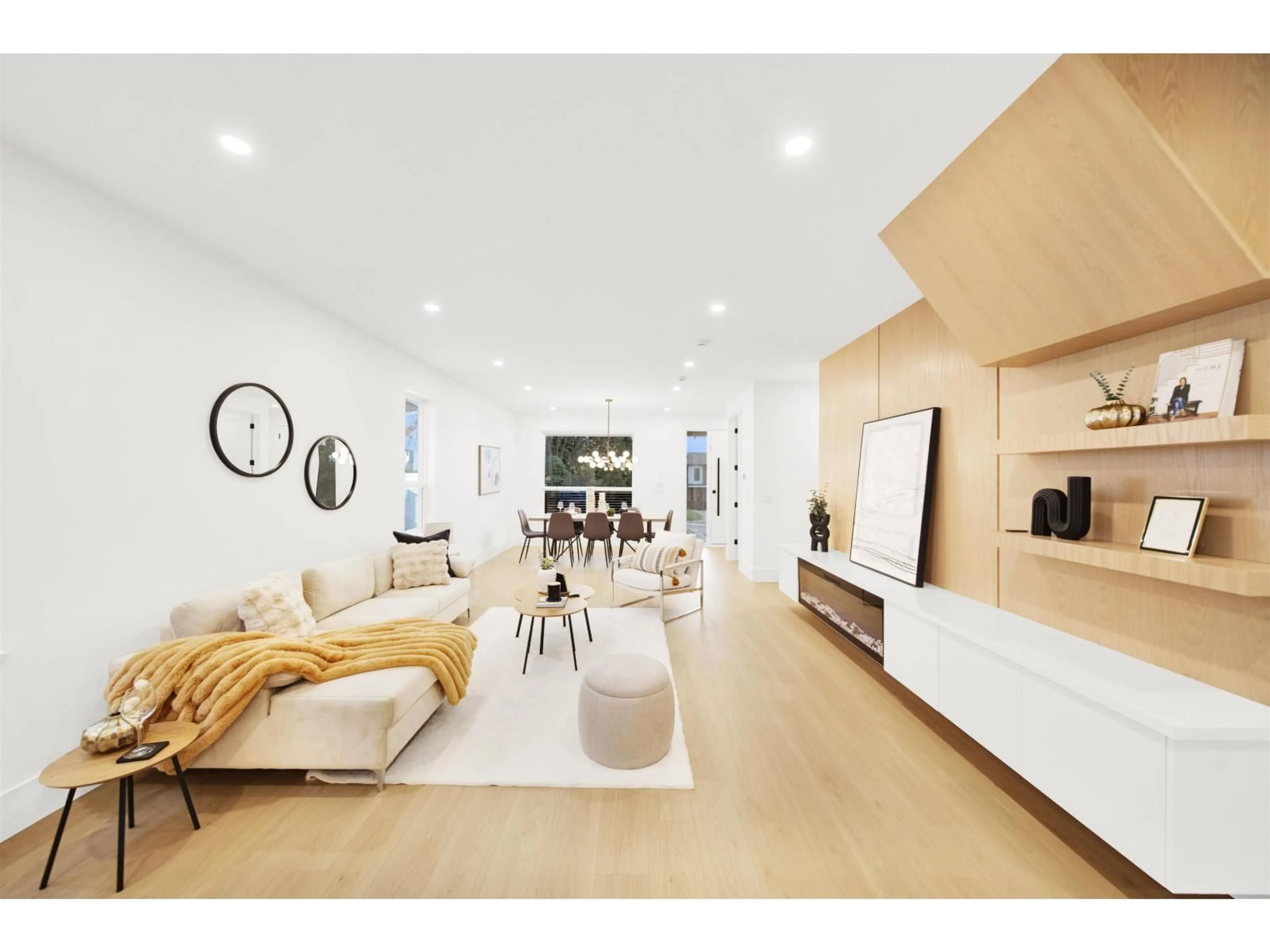 Living room with furniture, wood/laminate floor for 16477 20 AVENUE, Surrey British Columbia V3Z9M9