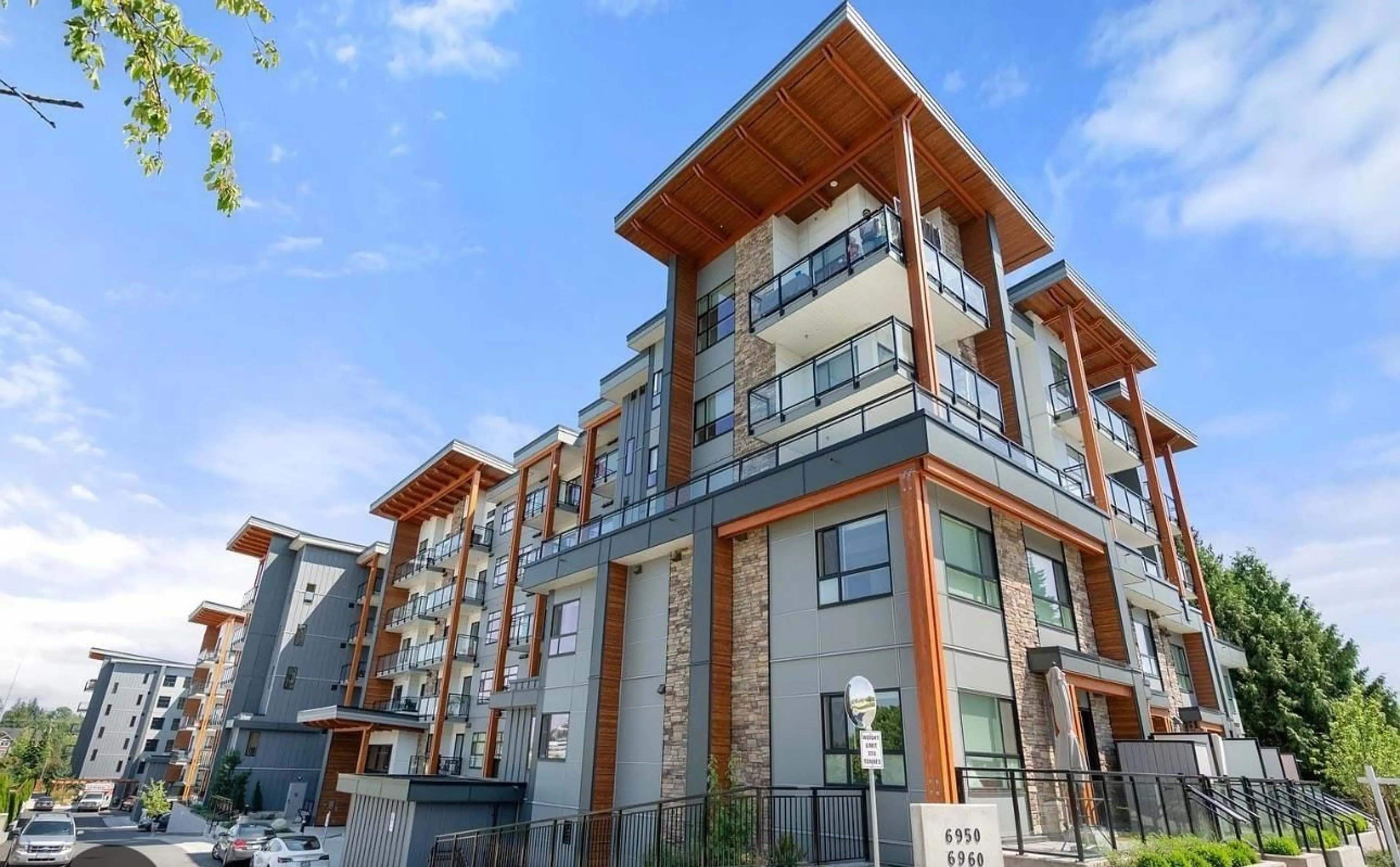 Patio, building for A507 - 6950 NICHOLSON ROAD, Delta British Columbia V4E0A8
