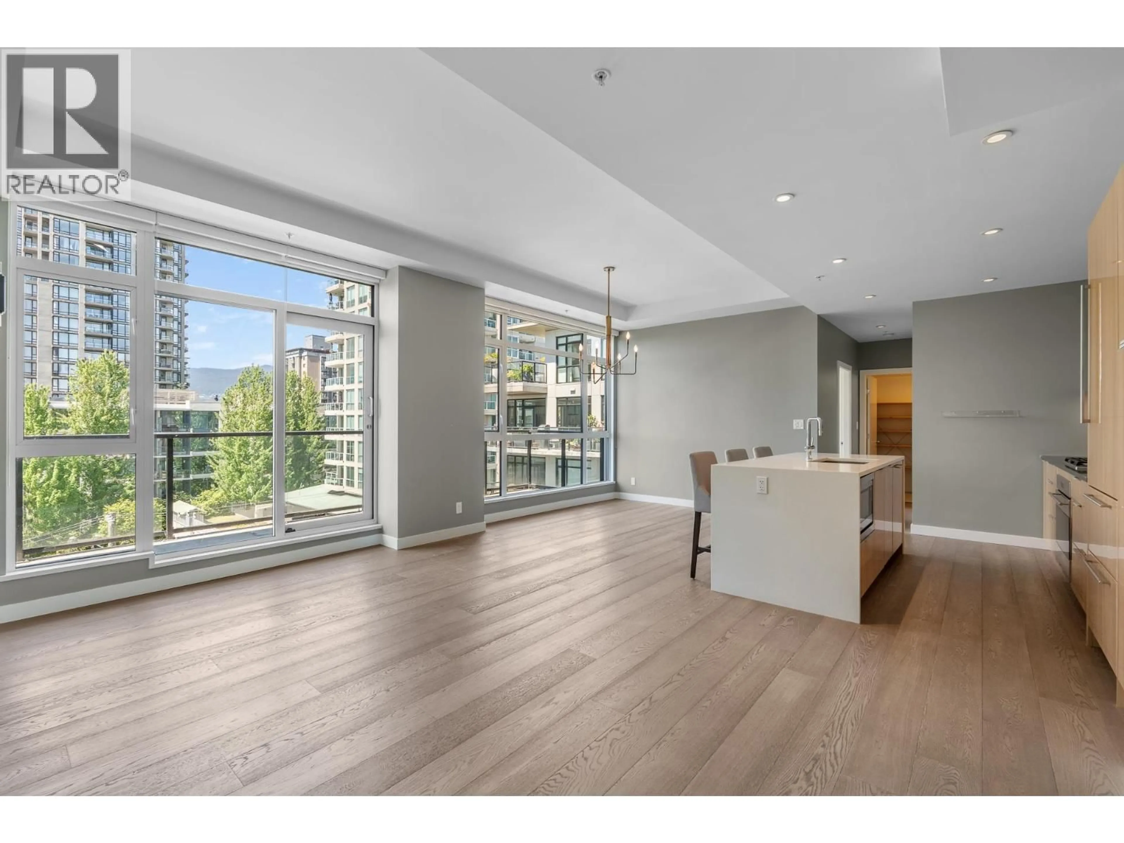Unknown for 411 - 105 2ND STREET, North Vancouver British Columbia V7M0E3