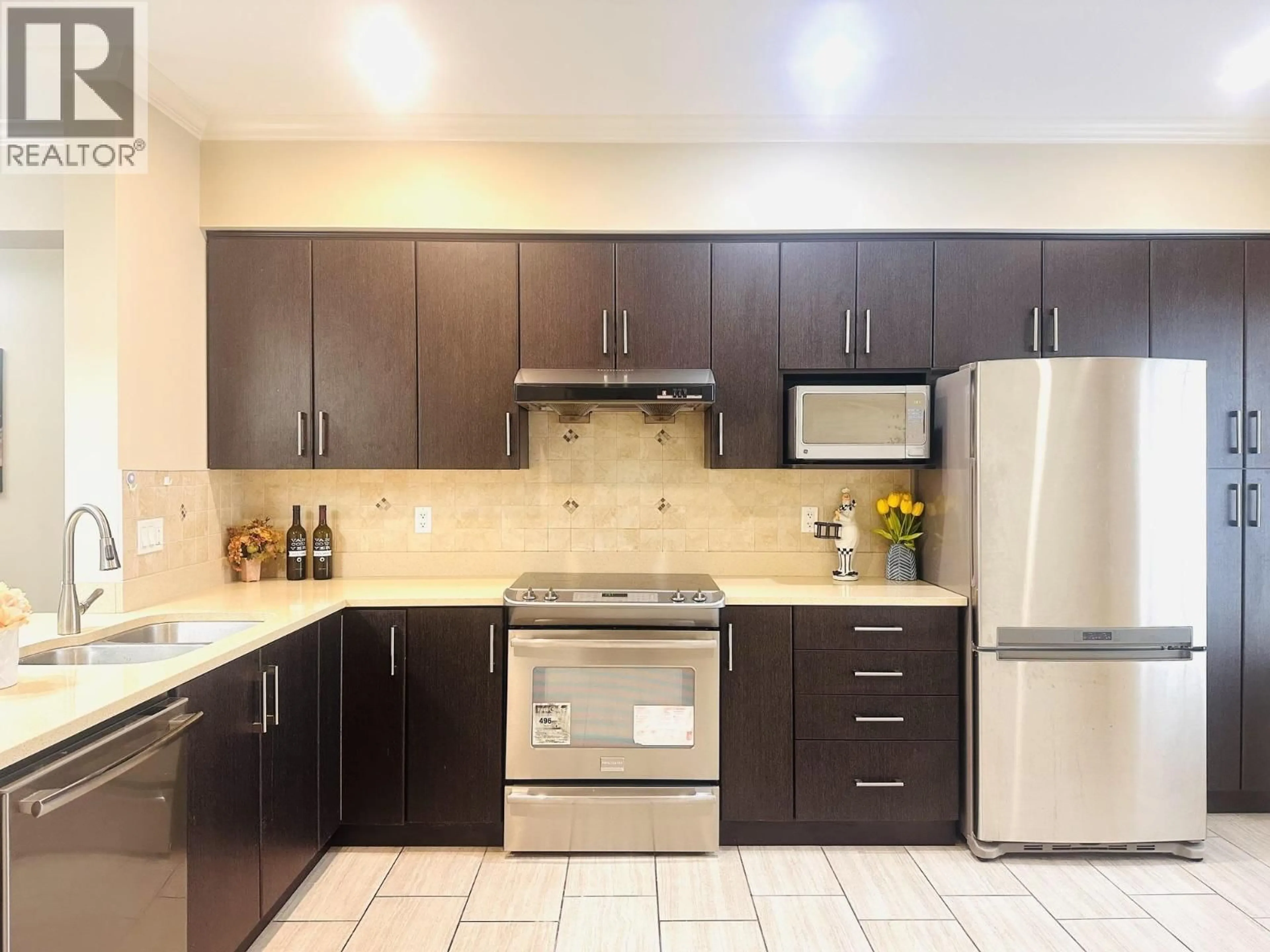 Unknown for 16 - 9811 FERNDALE ROAD, Richmond British Columbia V6Y1X4