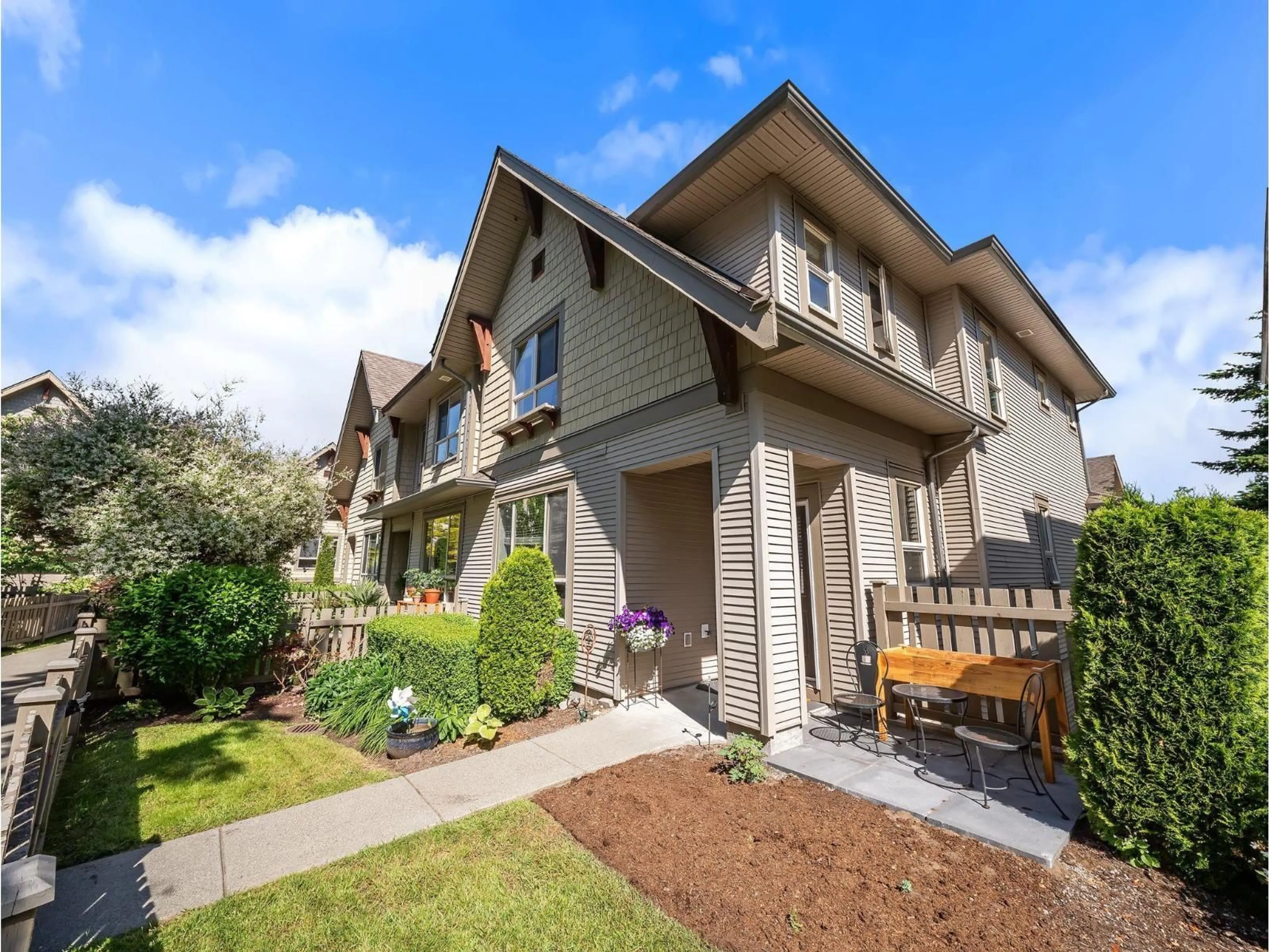 Home with brick exterior material, street for 71 - 2738 158 STREET, Surrey British Columbia V3Z3K3