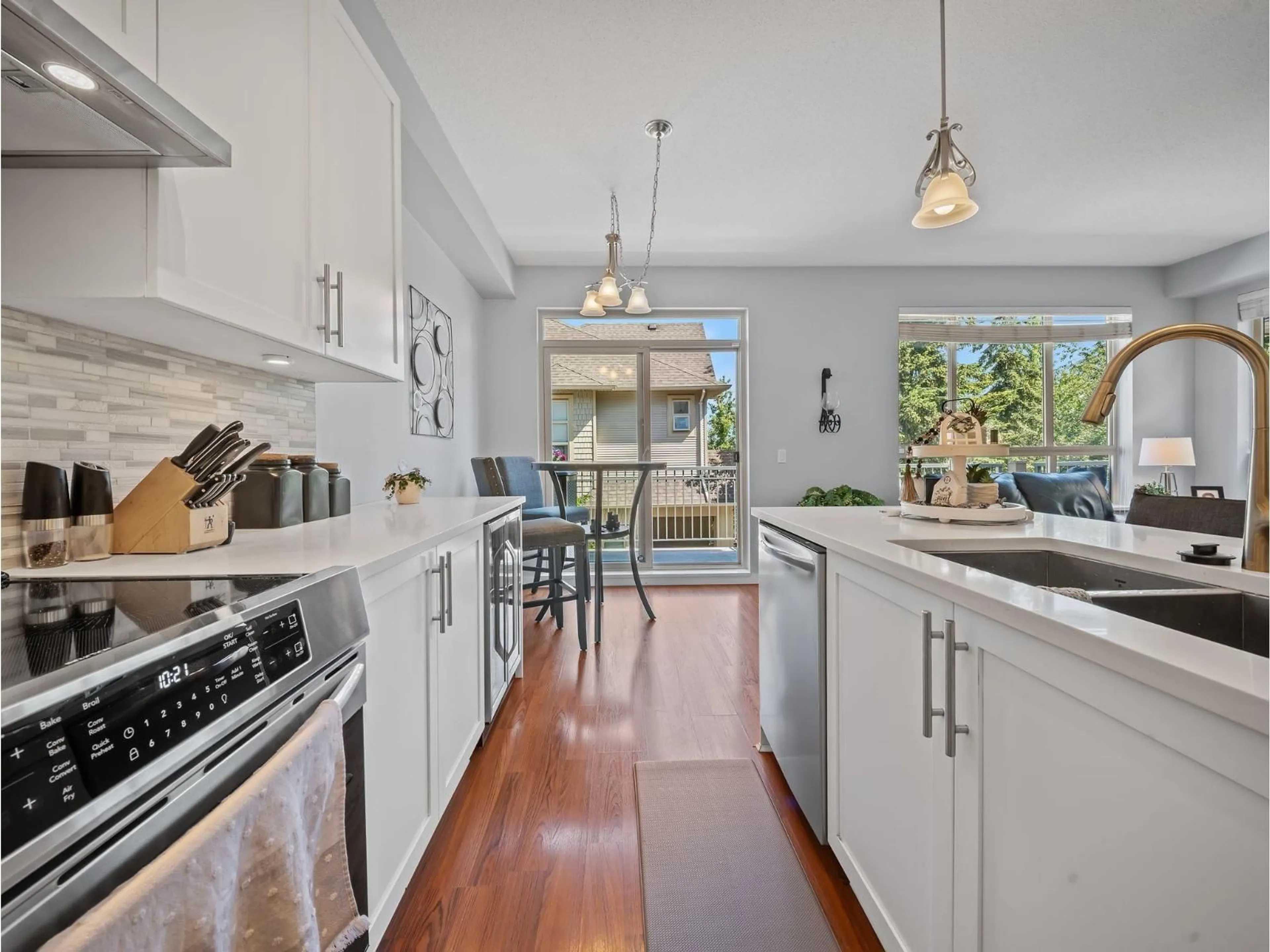 Open concept kitchen, unknown for 71 - 2738 158 STREET, Surrey British Columbia V3Z3K3