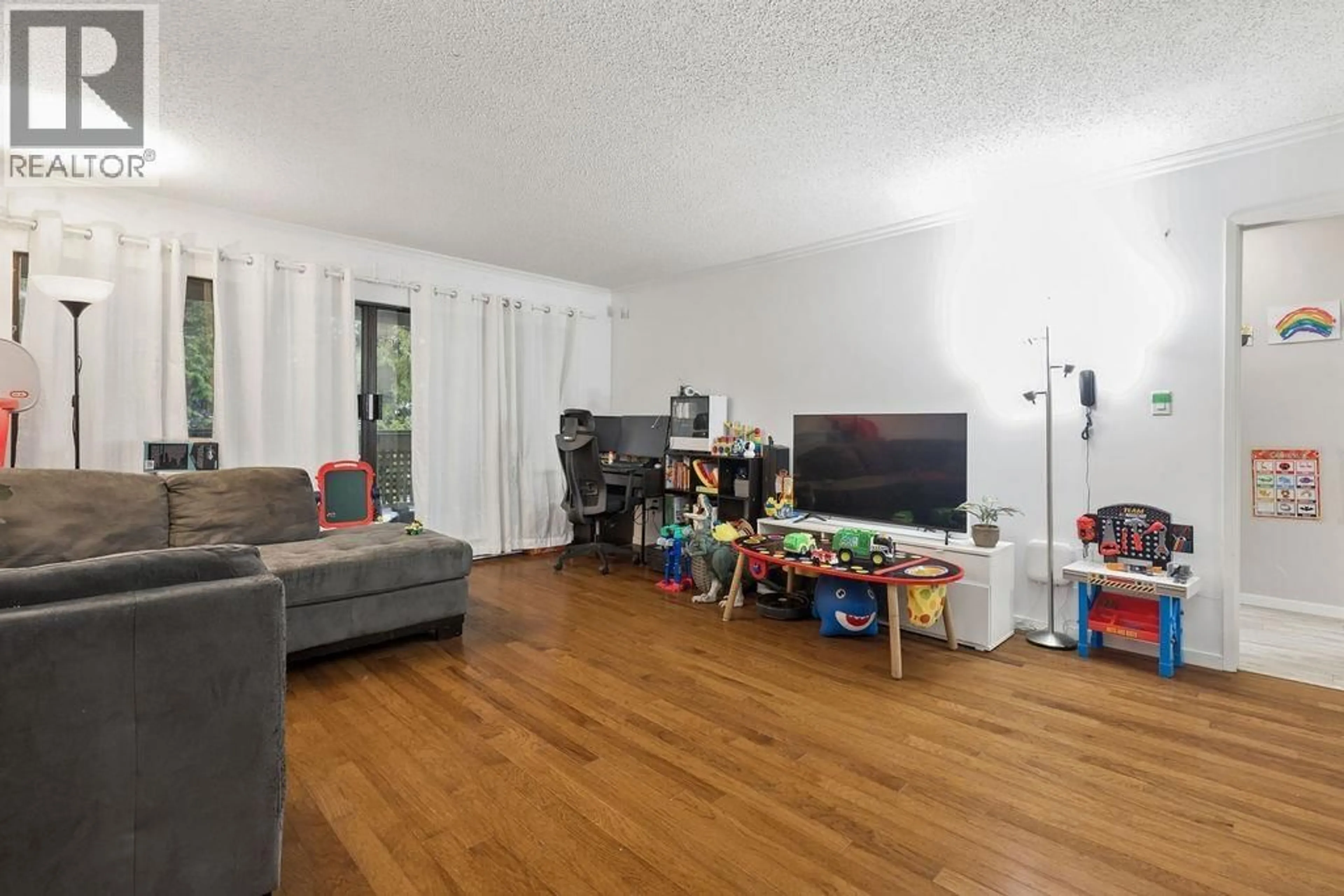 A pic of a room for 211 - 444 49TH AVENUE, Vancouver British Columbia V5Y3V4