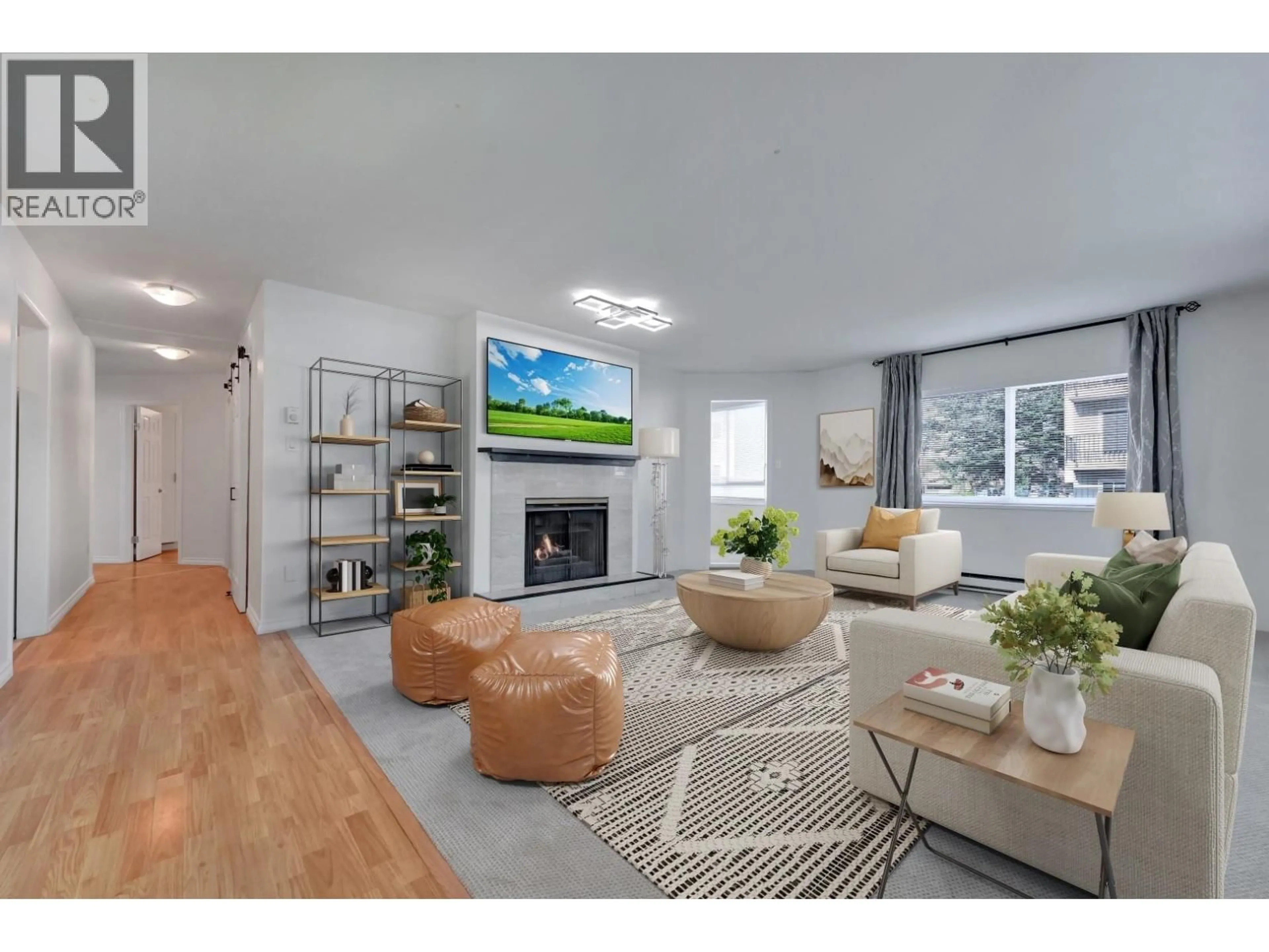 Living room with furniture, unknown for 103 - 22241 SELKIRK AVENUE, Maple Ridge British Columbia V2X2X4