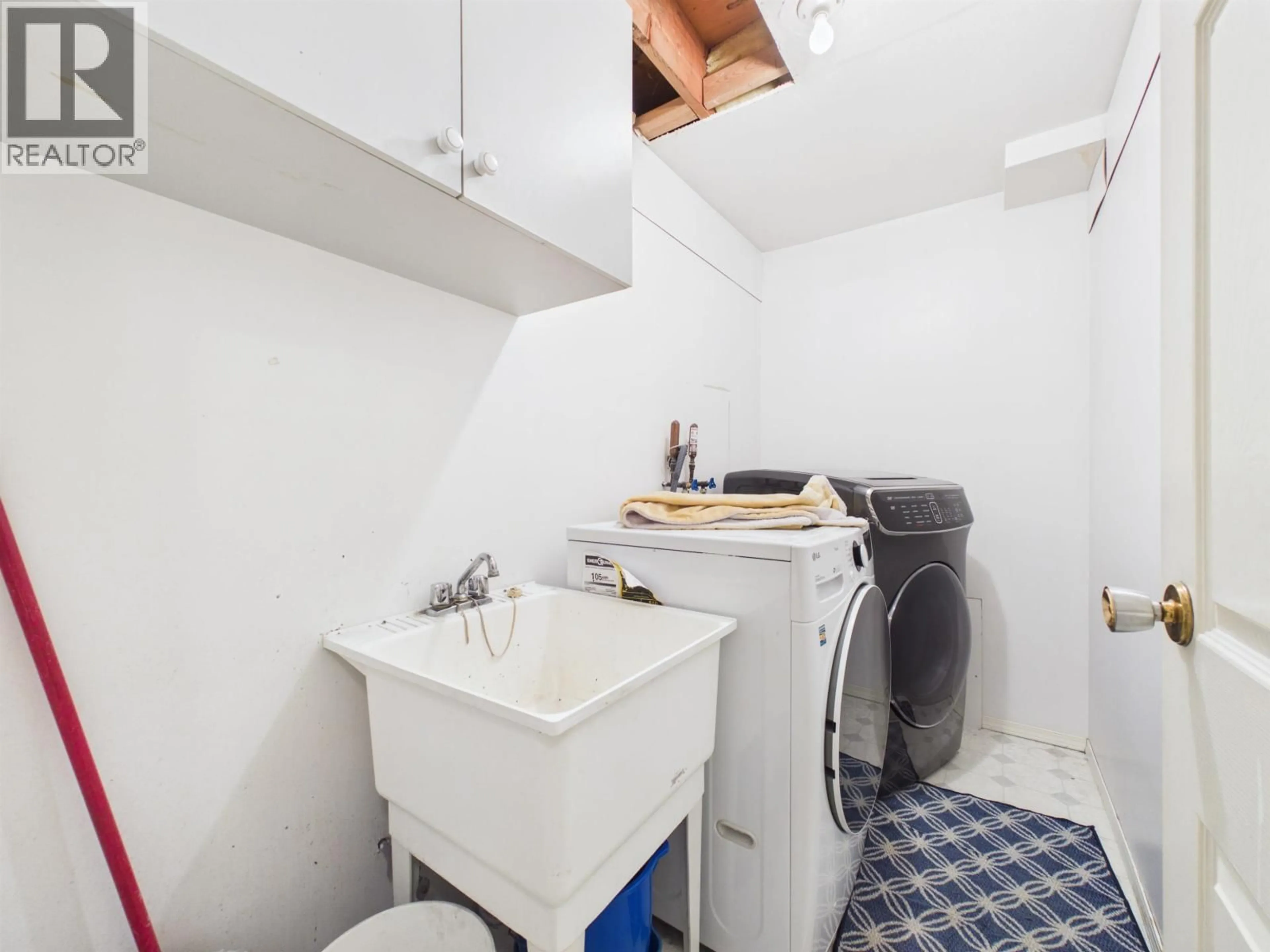 Laundry room for 1148 HOWSE PLACE, Coquitlam British Columbia V3K5V7
