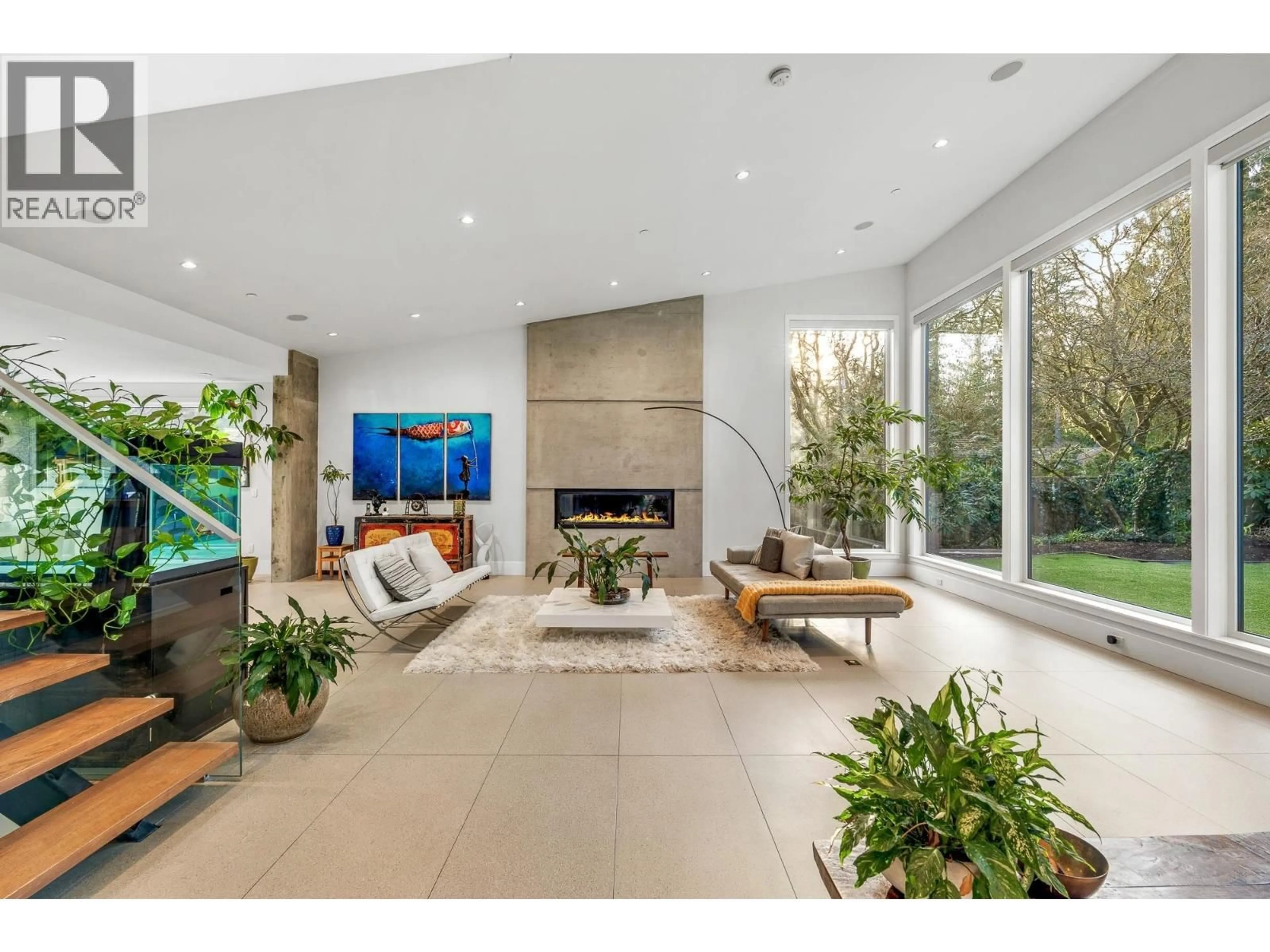 Unknown for 388 HIDHURST PLACE, West Vancouver British Columbia V7S1K1