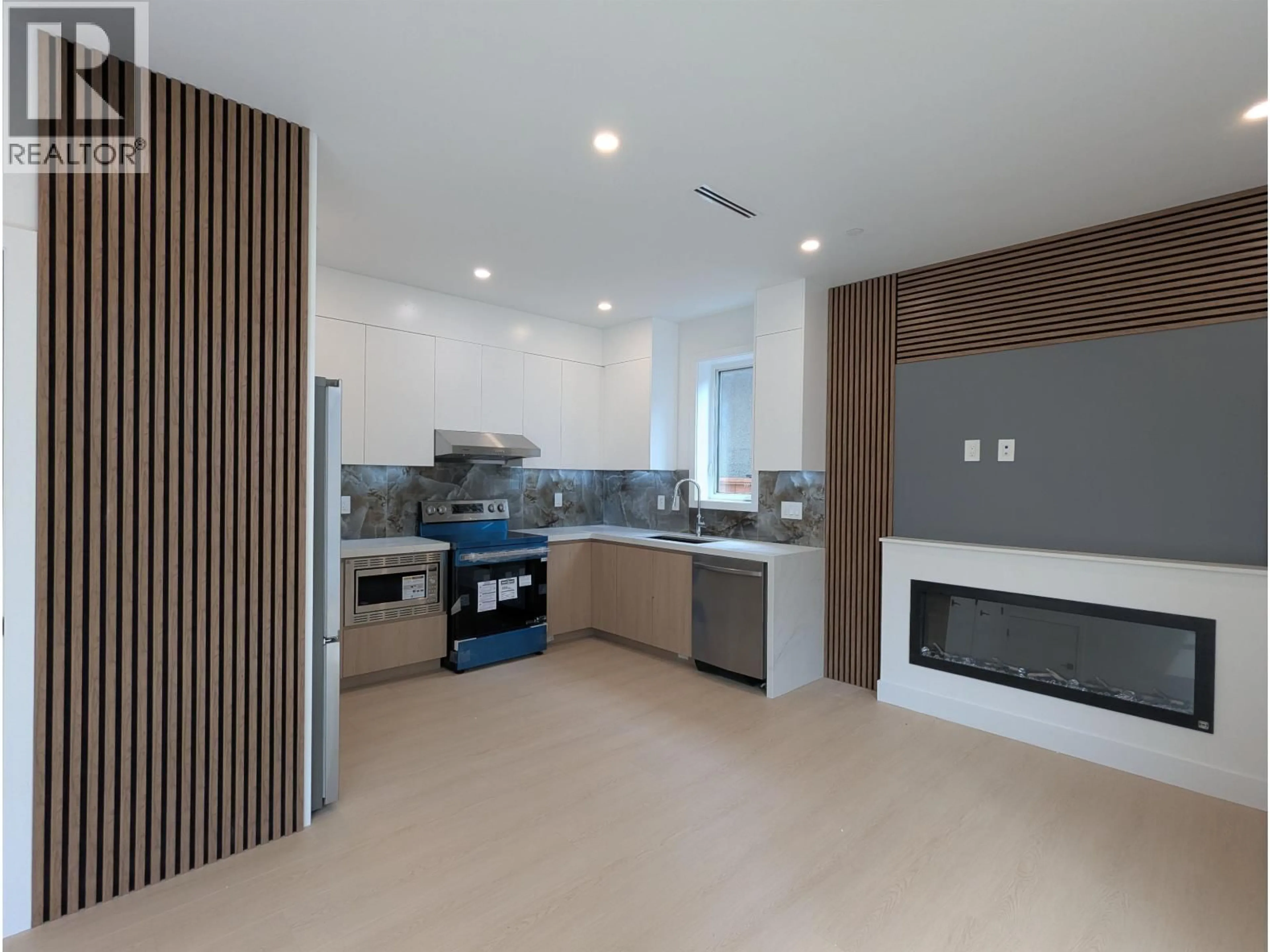 Open concept kitchen, unknown for 2891 ETON STREET, Vancouver British Columbia V5K1K4