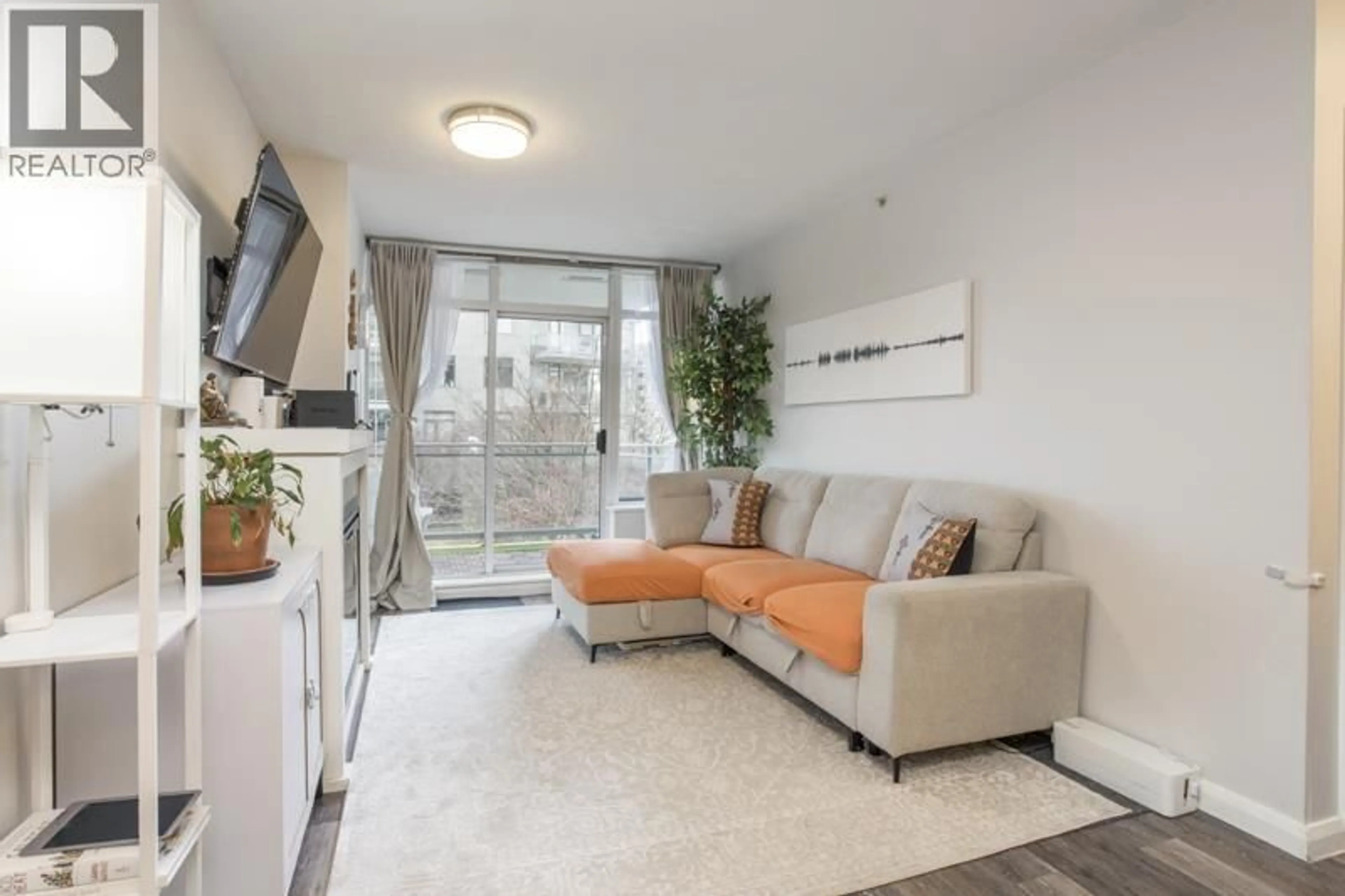 Living room with furniture, unknown for 1009 - 888 CARNARVON STREET, New Westminster British Columbia V3M0C6