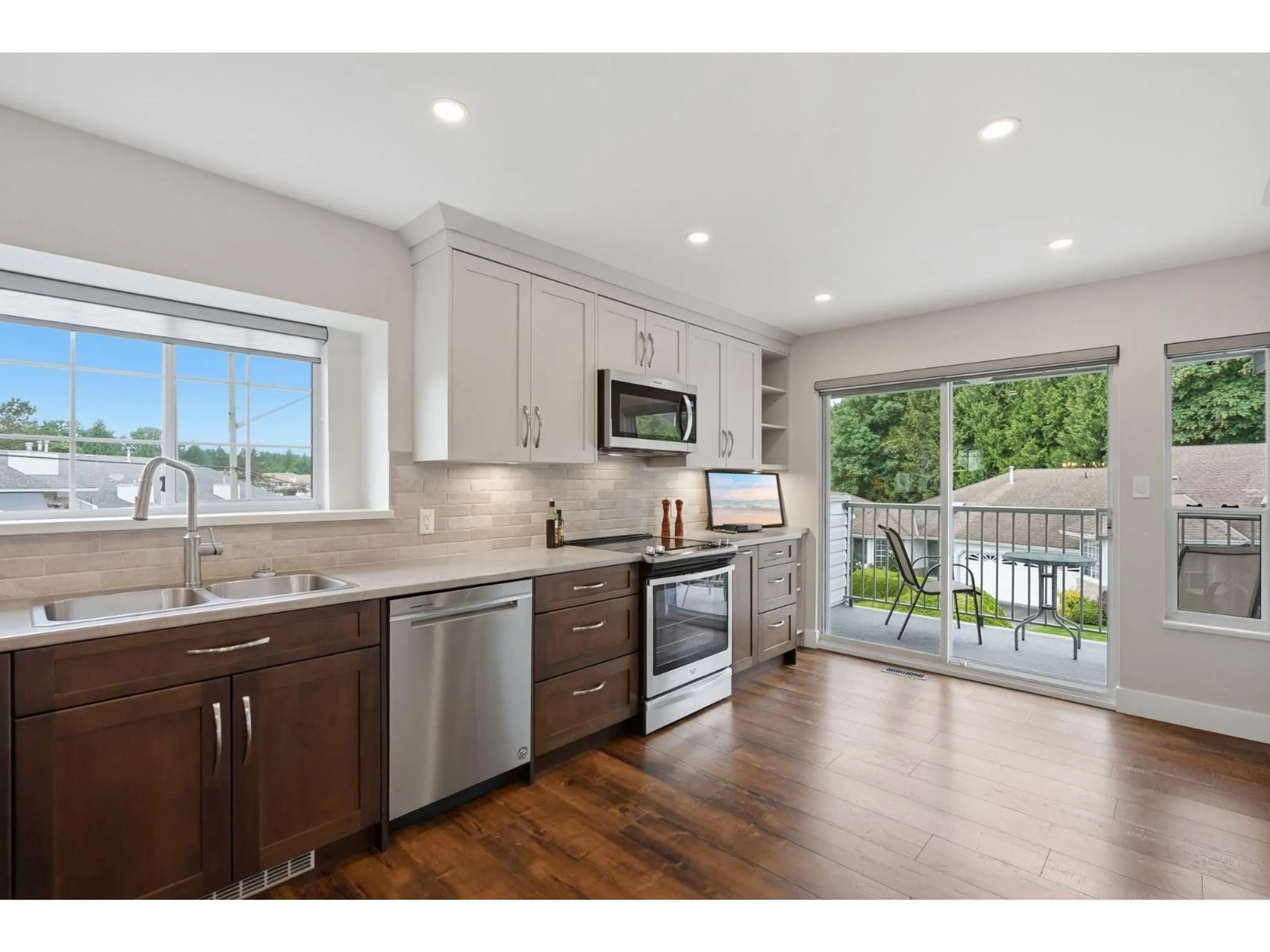 Open concept kitchen, unknown for 26 - 2988 HORN STREET, Abbotsford British Columbia V2S3C1