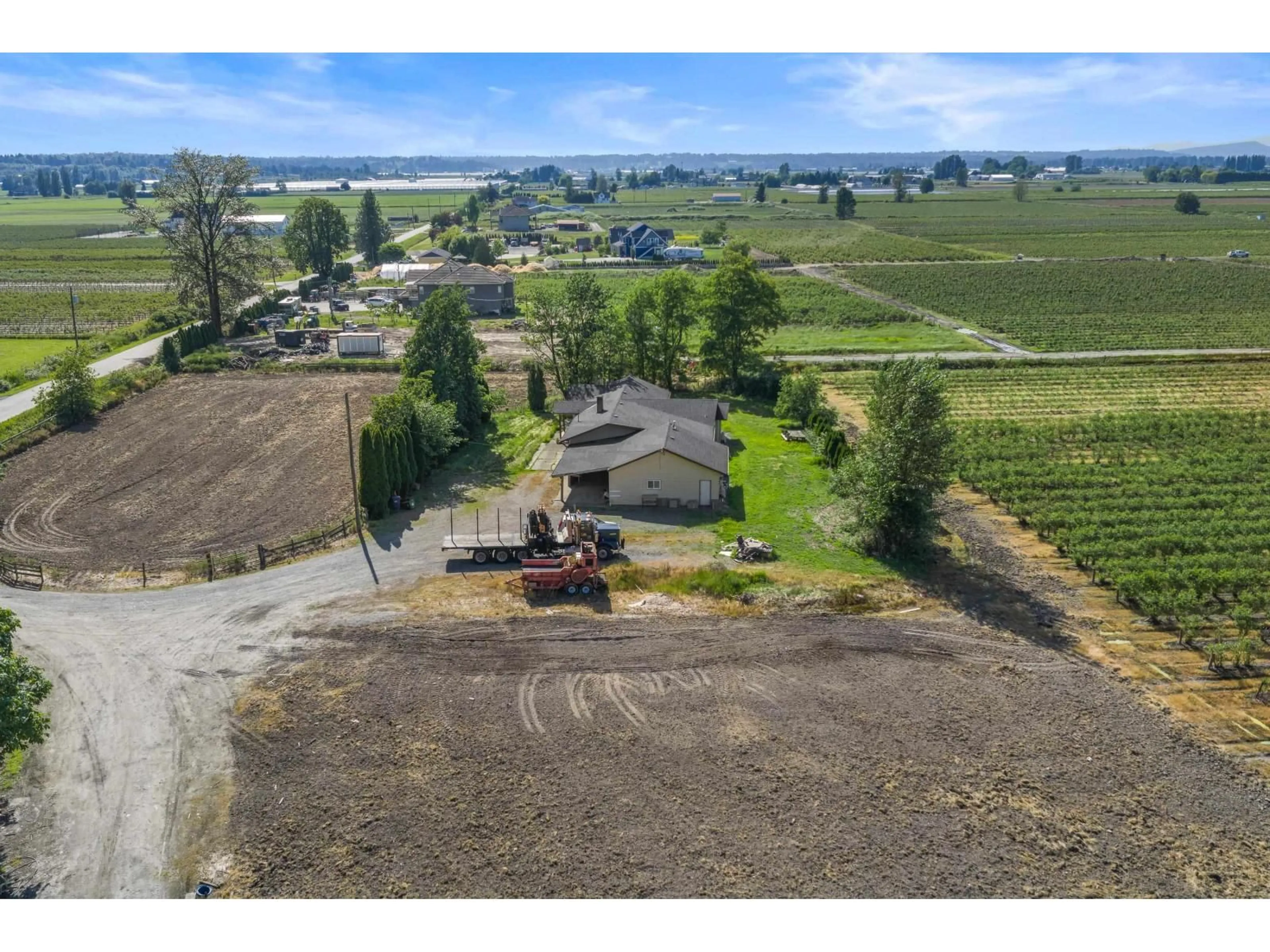 A pic from outside/outdoor area/front of a property/back of a property/a pic from drone, mountain view for 35011 TOWNSHIPLINE ROAD, Abbotsford British Columbia V3G1R5