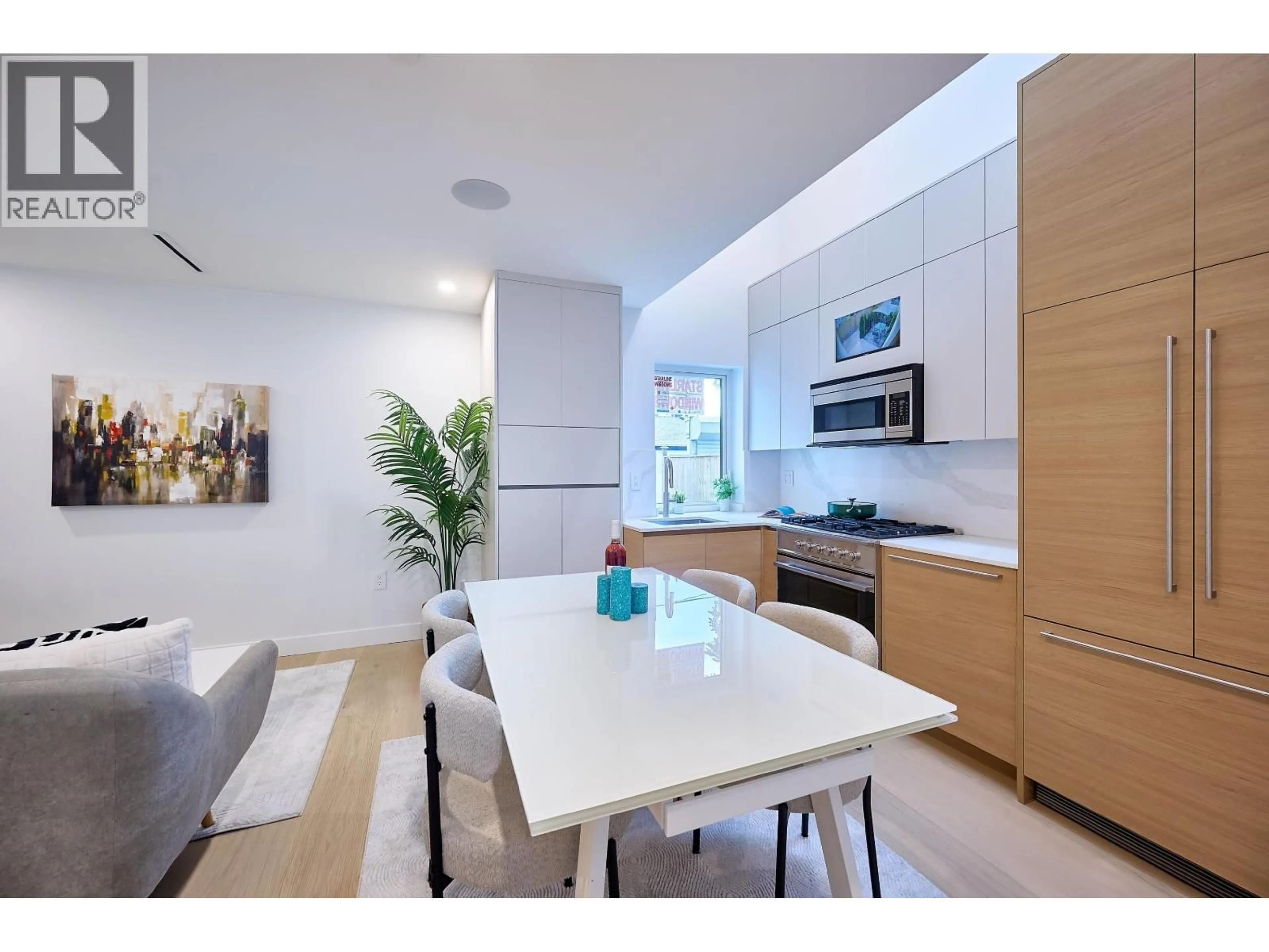Open concept kitchen, unknown for 3674 1ST AVENUE, Vancouver British Columbia V6R1H2
