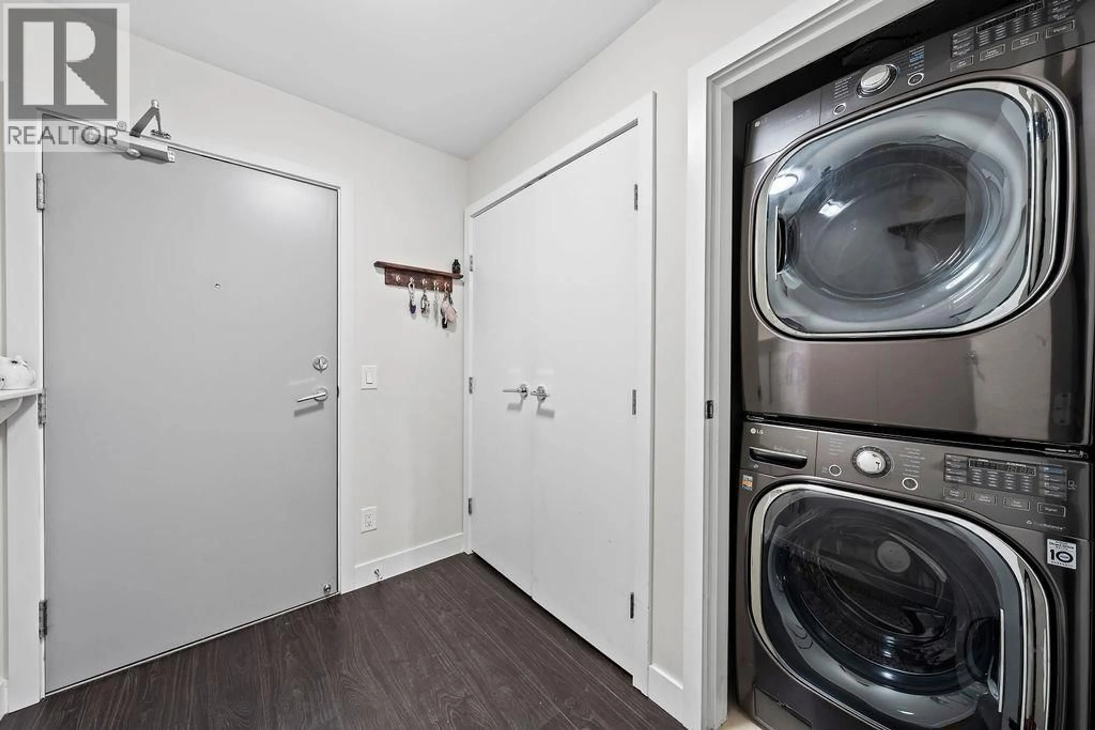 Laundry room for 1811 - 668 COLUMBIA STREET, New Westminster British Columbia V3M1A9