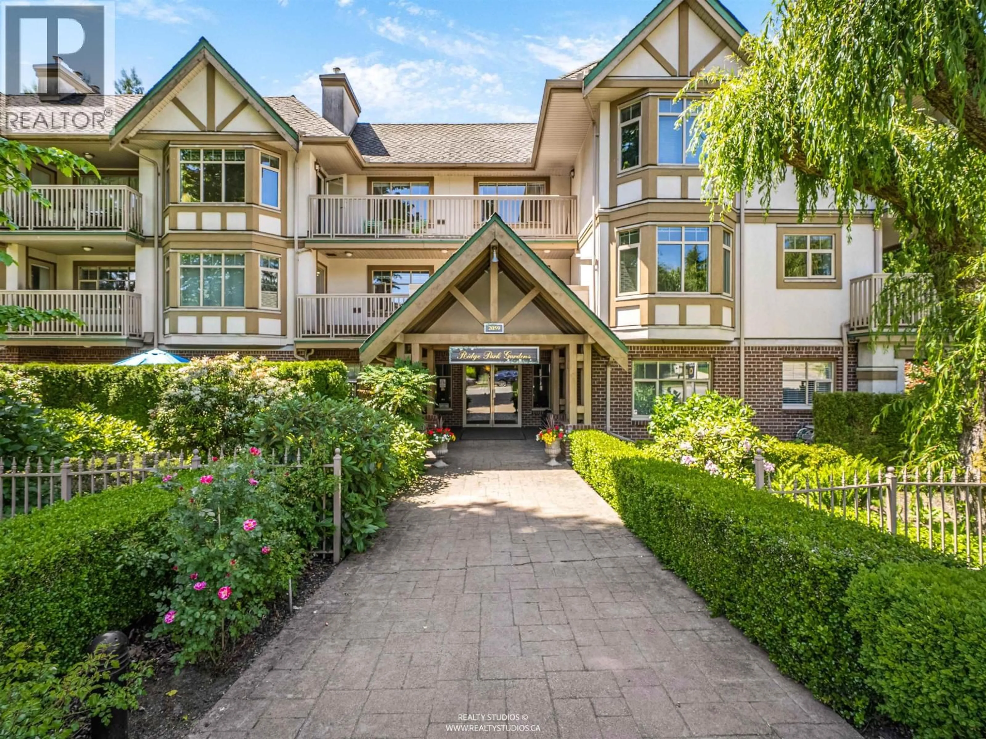 Unknown for 409 - 2059 CHESTERFIELD AVENUE, North Vancouver British Columbia V7M2P4