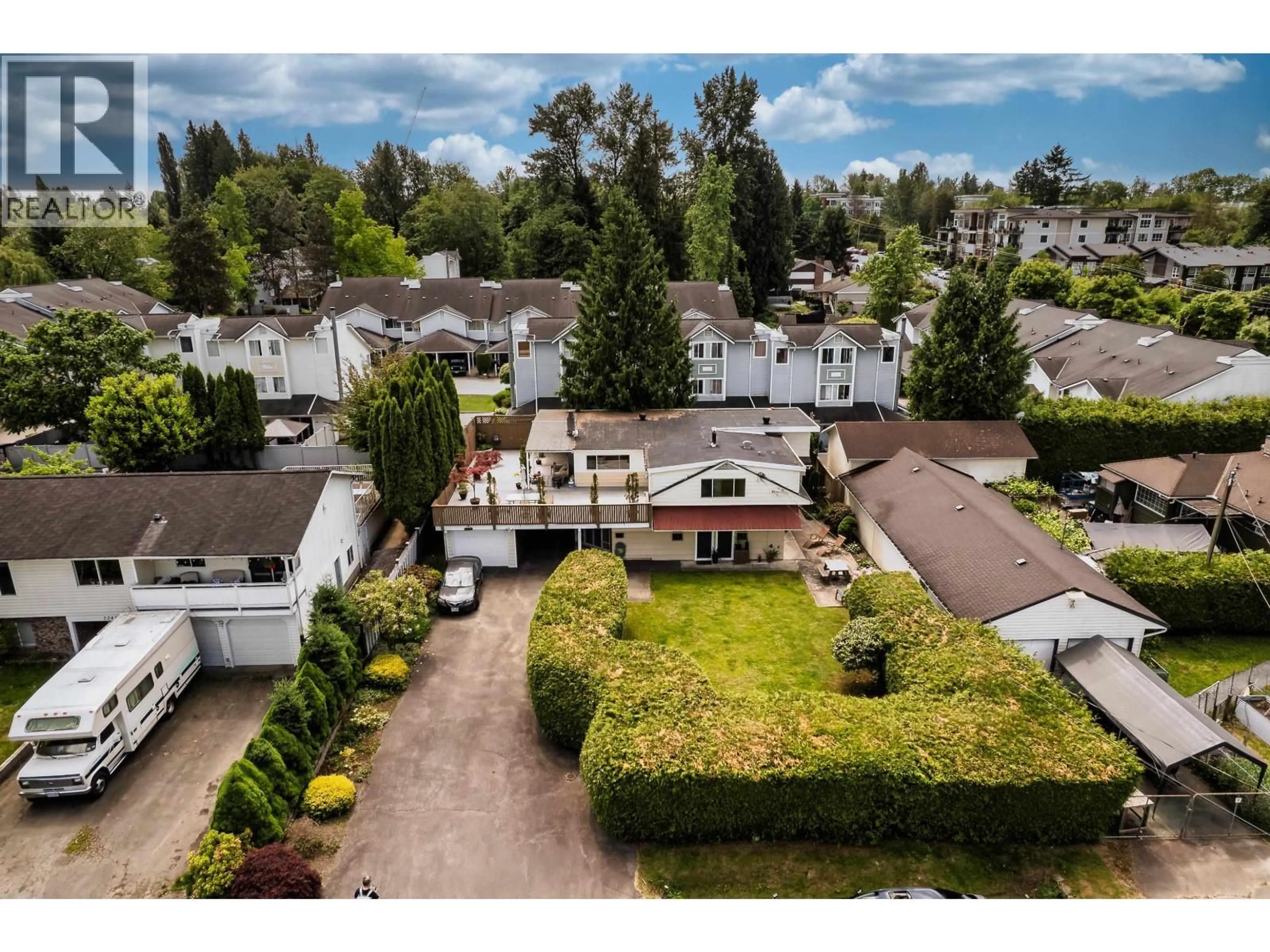 A pic from outside/outdoor area/front of a property/back of a property/a pic from drone, street for 22450 STRENG AVENUE, Maple Ridge British Columbia V2X4M5
