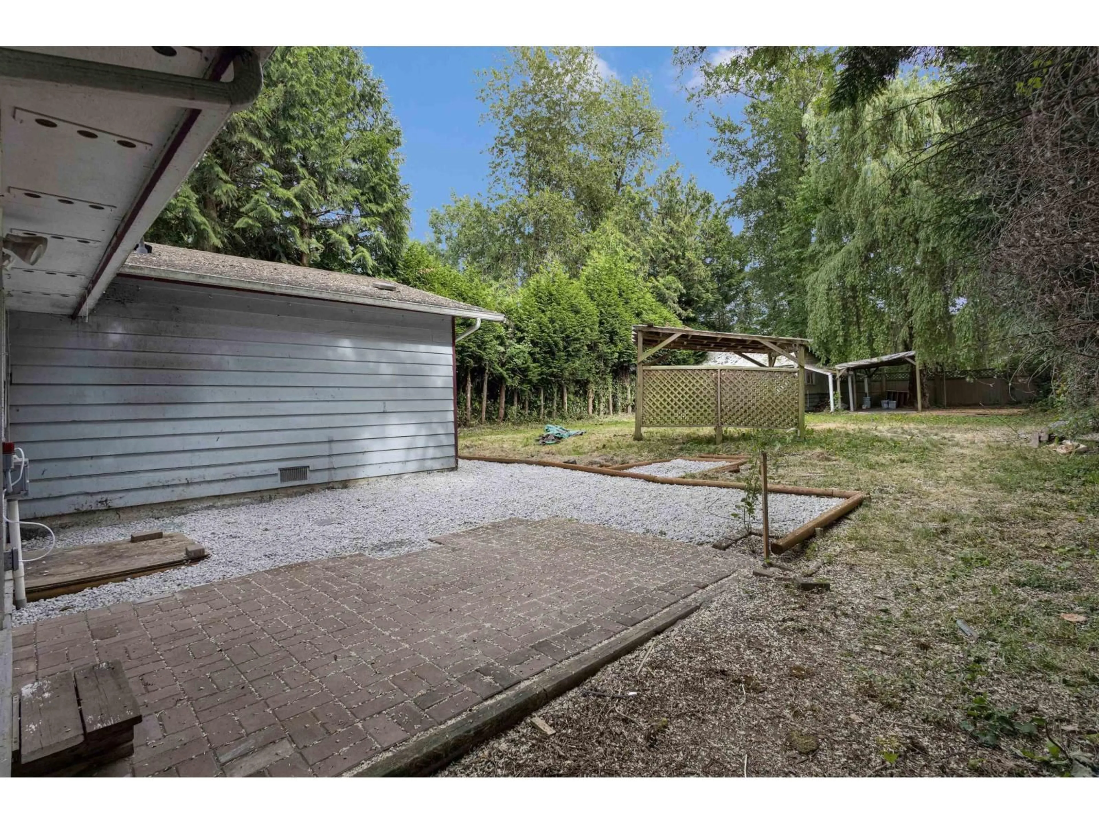 Unknown for 18460 74 AVENUE, Surrey British Columbia V4N6C2