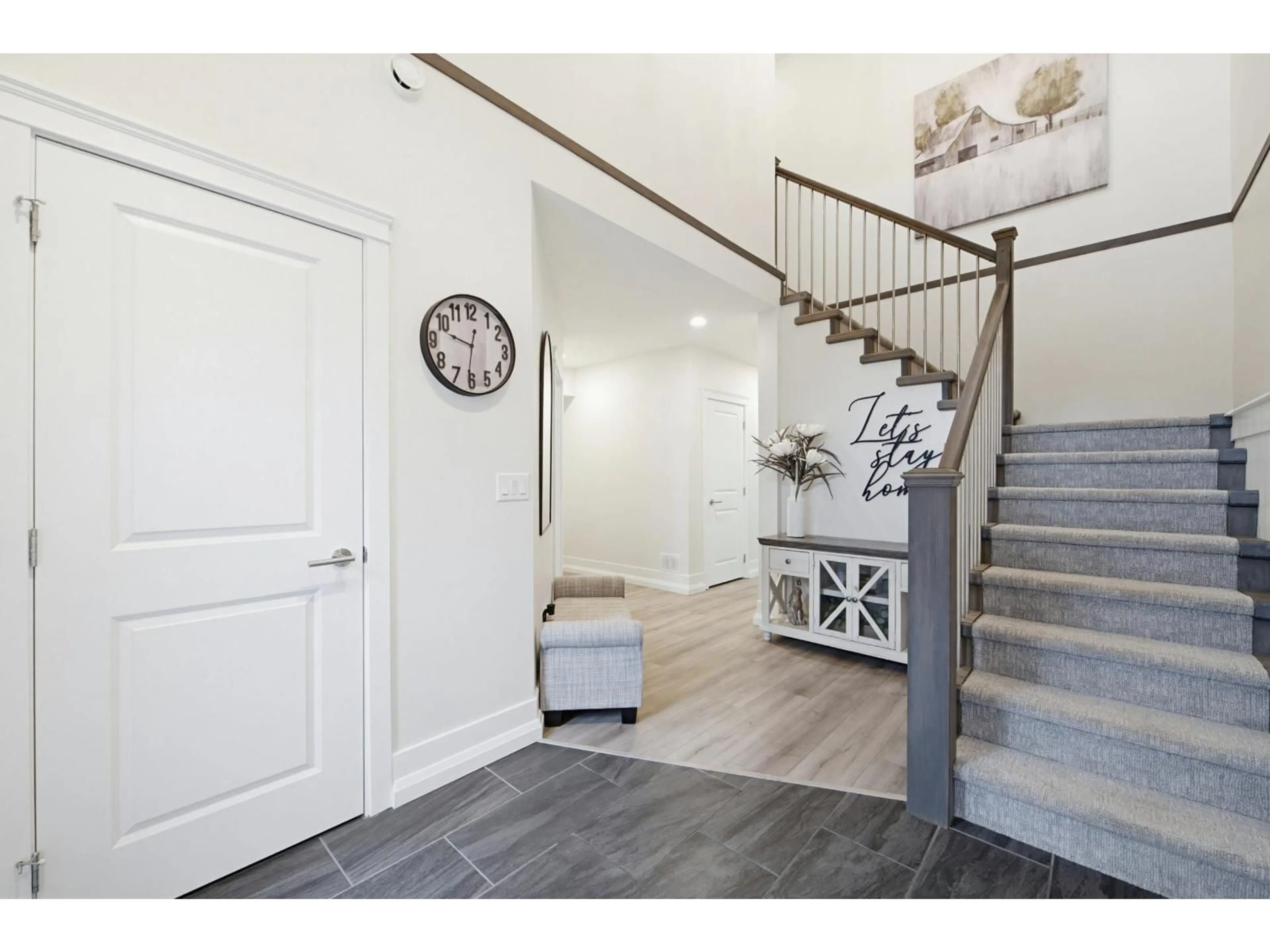 Indoor entryway for 9 - 35259 STRAITON ROAD, Abbotsford British Columbia V2S0H1