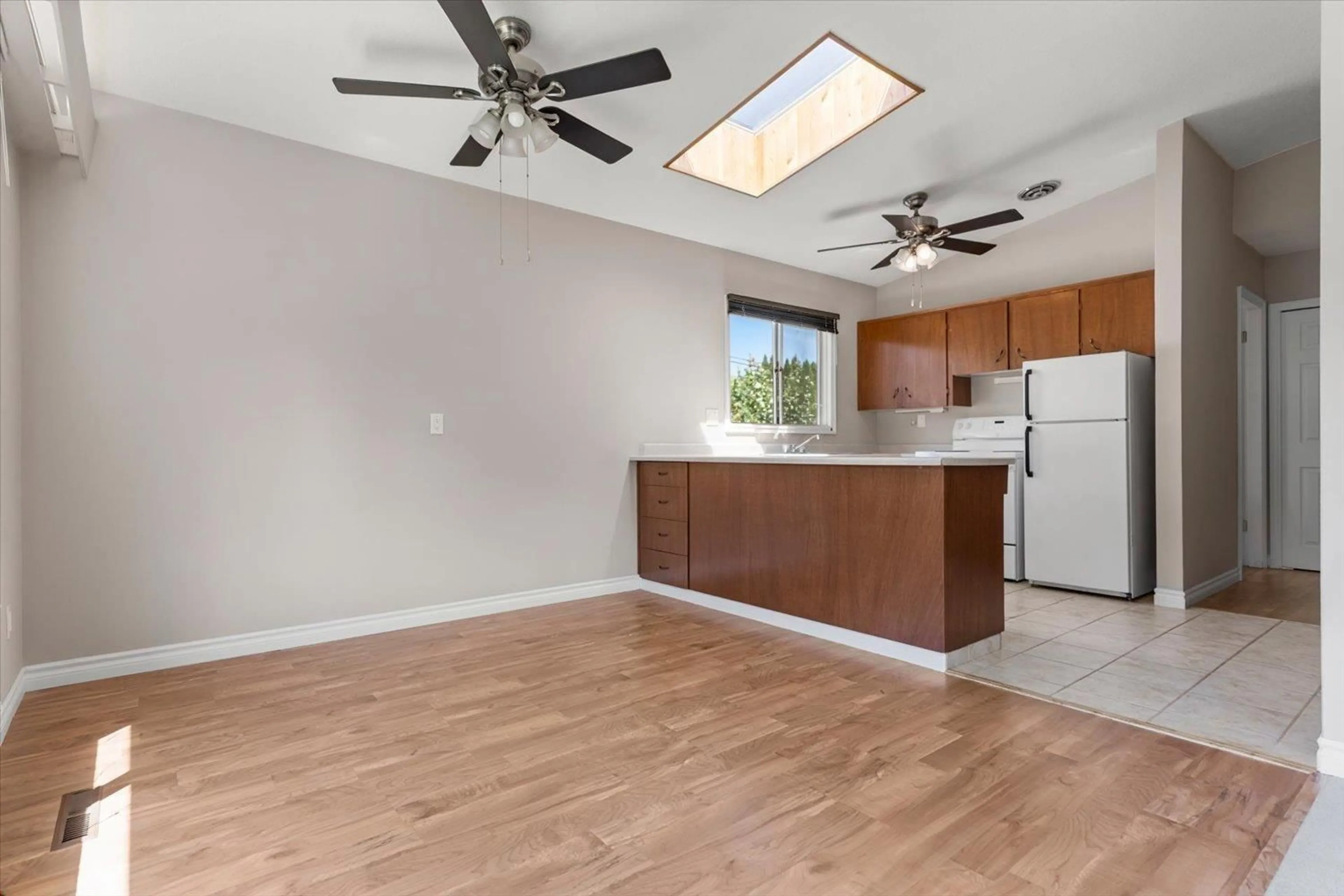 Open concept kitchen, unknown for 4350 CYPRESS STREET, Yarrow British Columbia V2R5E7