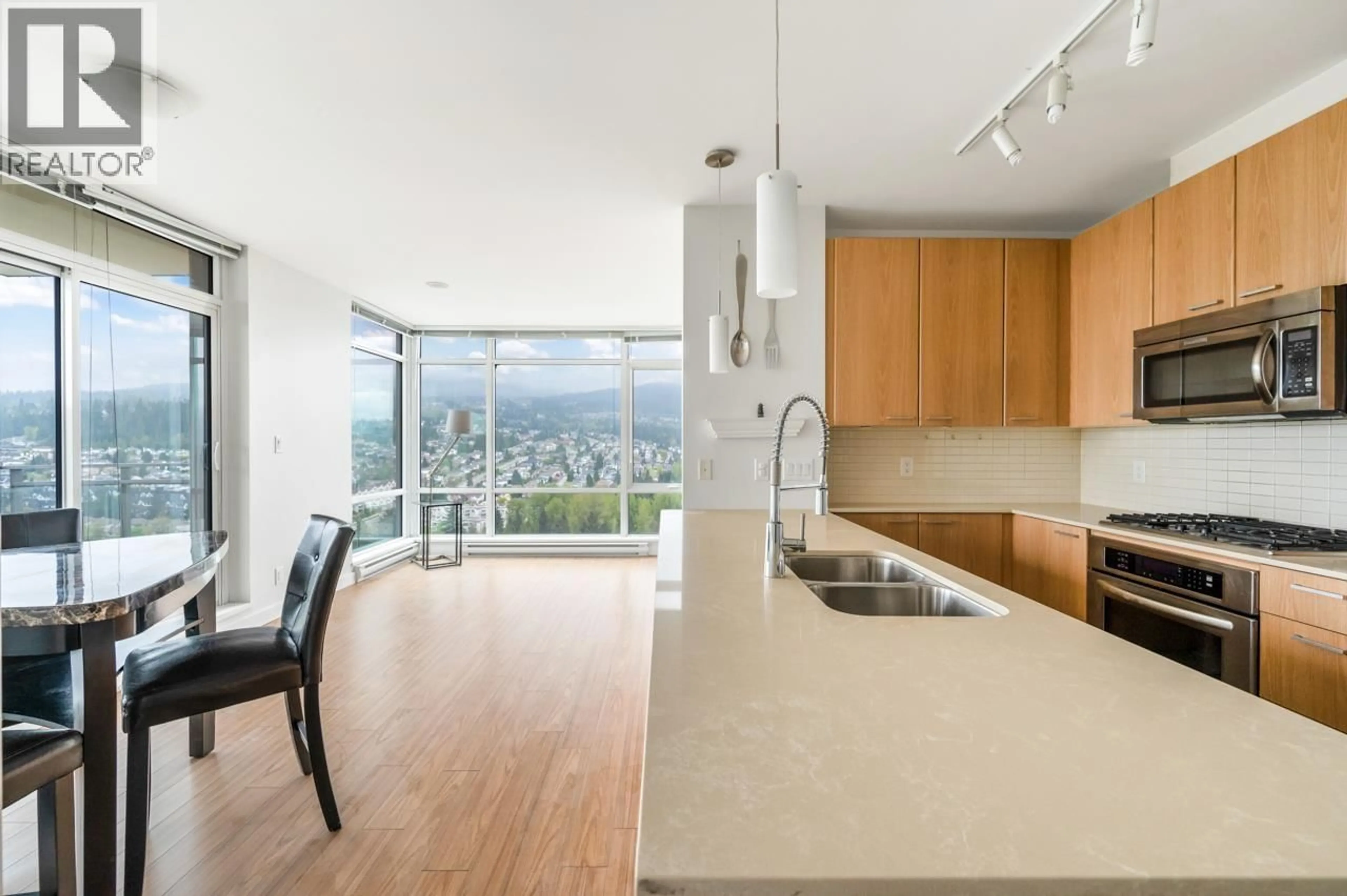 Open concept kitchen, unknown for 2909 - 2955 ATLANTIC AVENUE, Coquitlam British Columbia V3B0H9