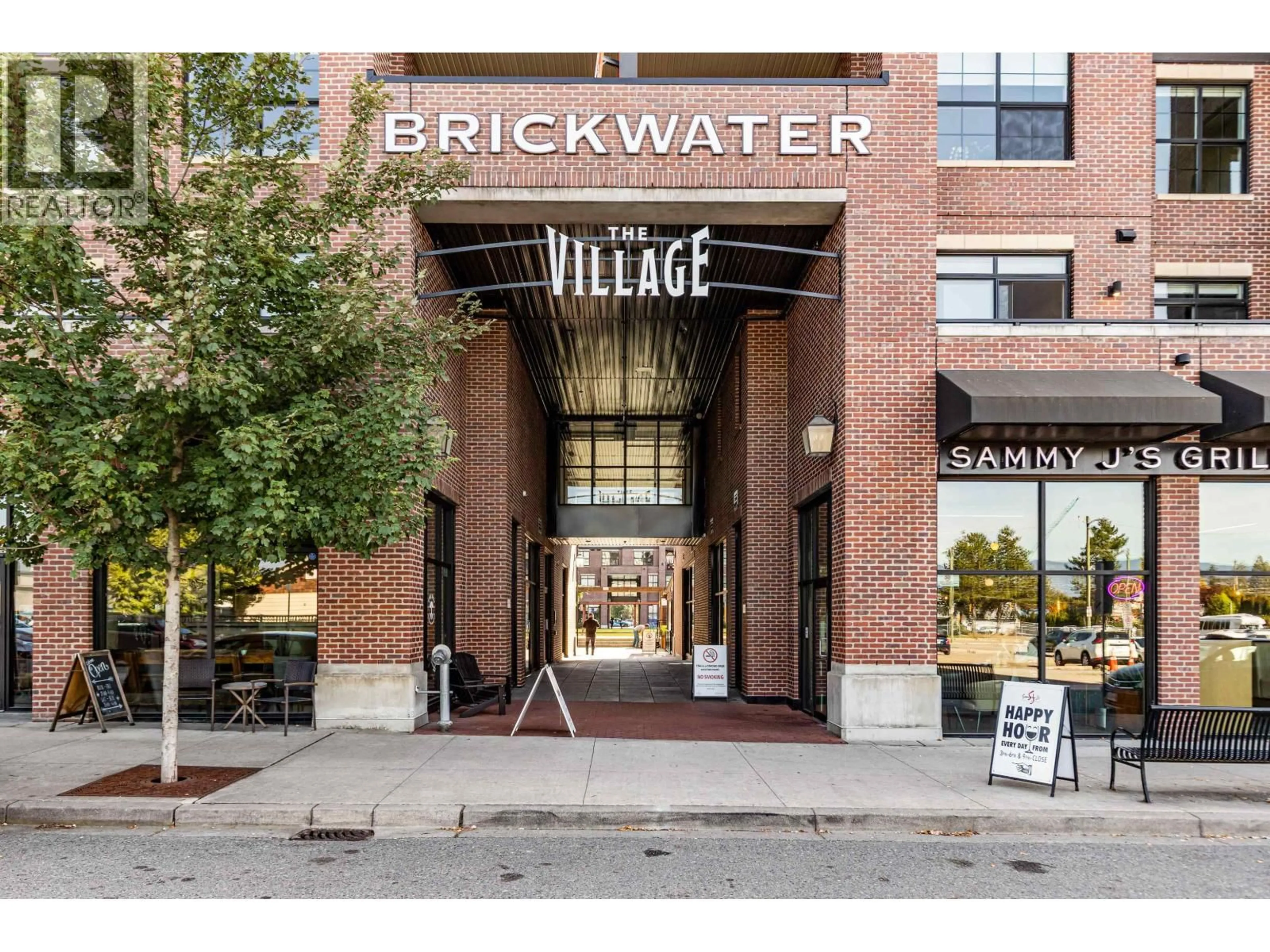 Home with brick exterior material, building for 407 - 22638 119 AVENUE, Maple Ridge British Columbia V2X4L1
