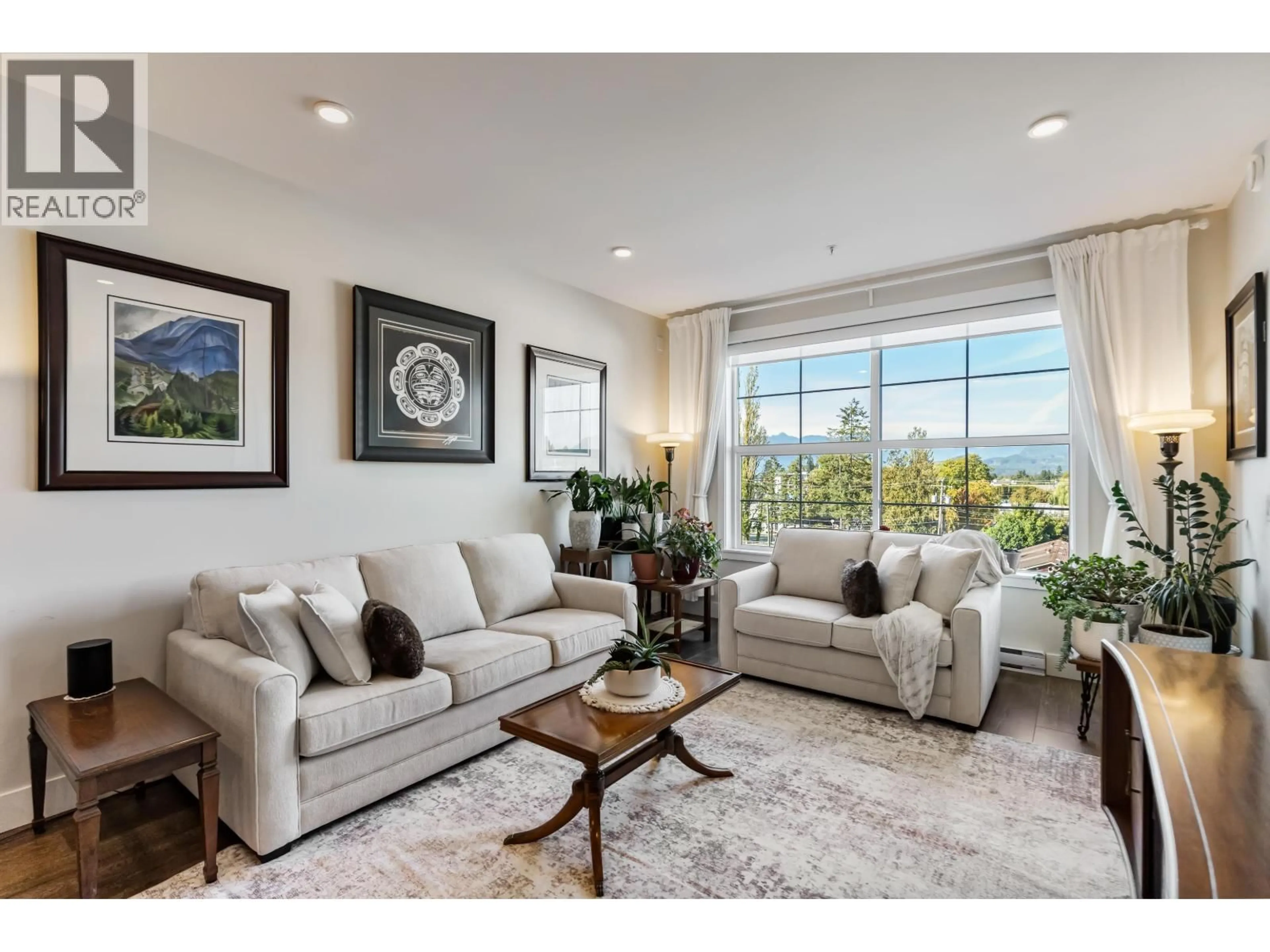 Living room with furniture, unknown for 407 - 22638 119 AVENUE, Maple Ridge British Columbia V2X4L1
