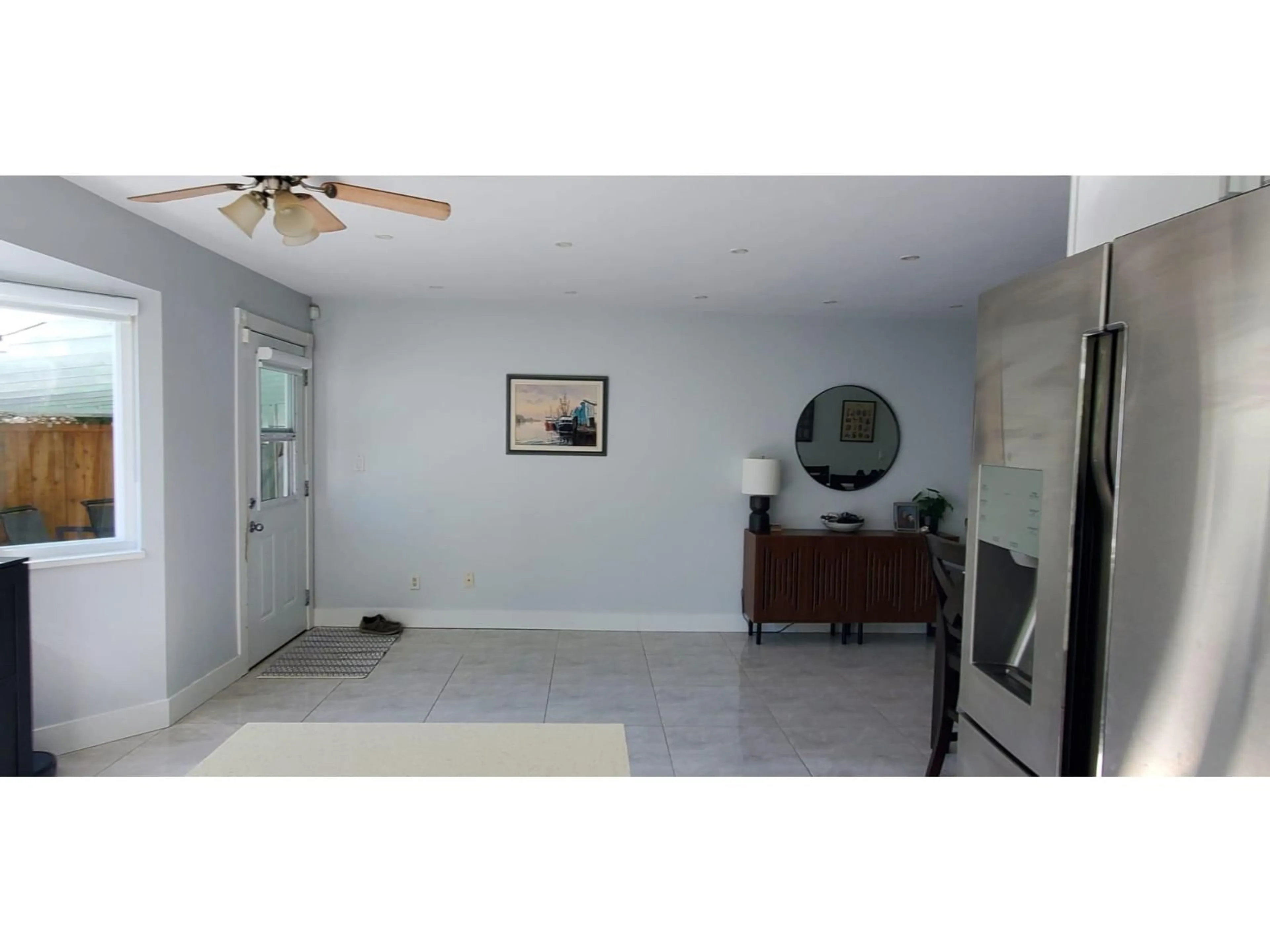 A pic of a room for 1953 158A STREET, Surrey British Columbia V4A8G9