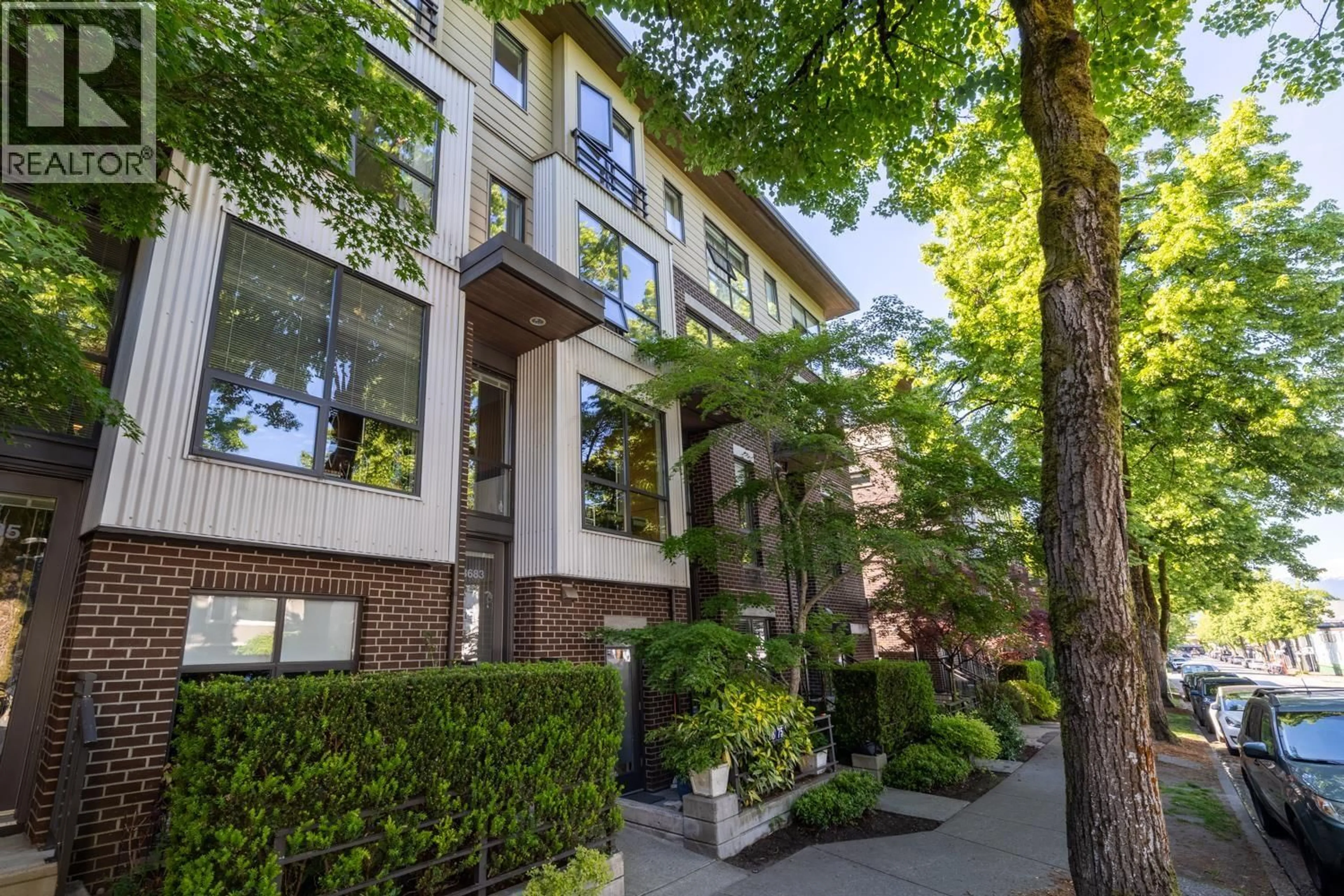Home with brick exterior material, street for 3683 COMMERCIAL STREET, Vancouver British Columbia V5N4G1