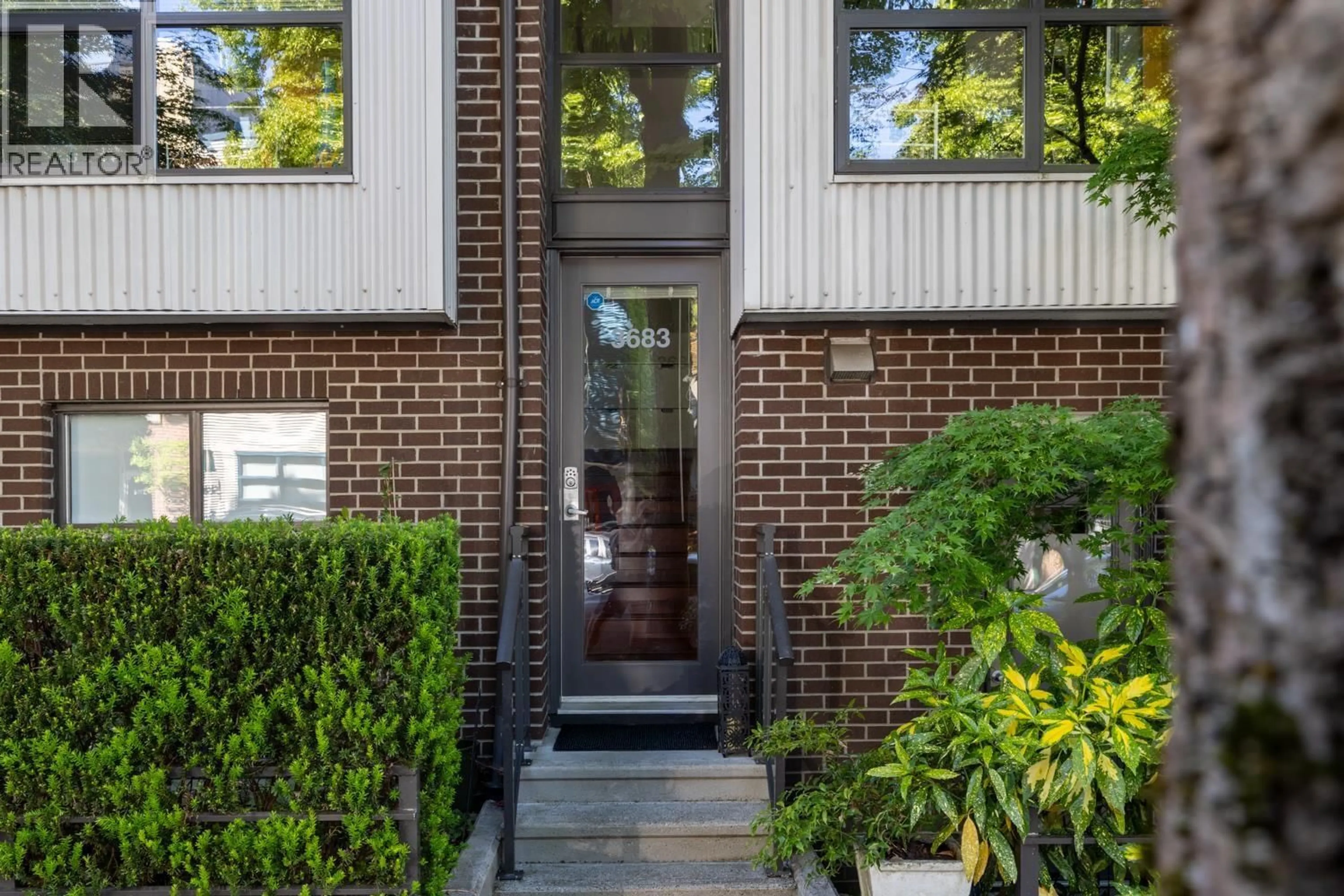 Home with brick exterior material, street for 3683 COMMERCIAL STREET, Vancouver British Columbia V5N4G1