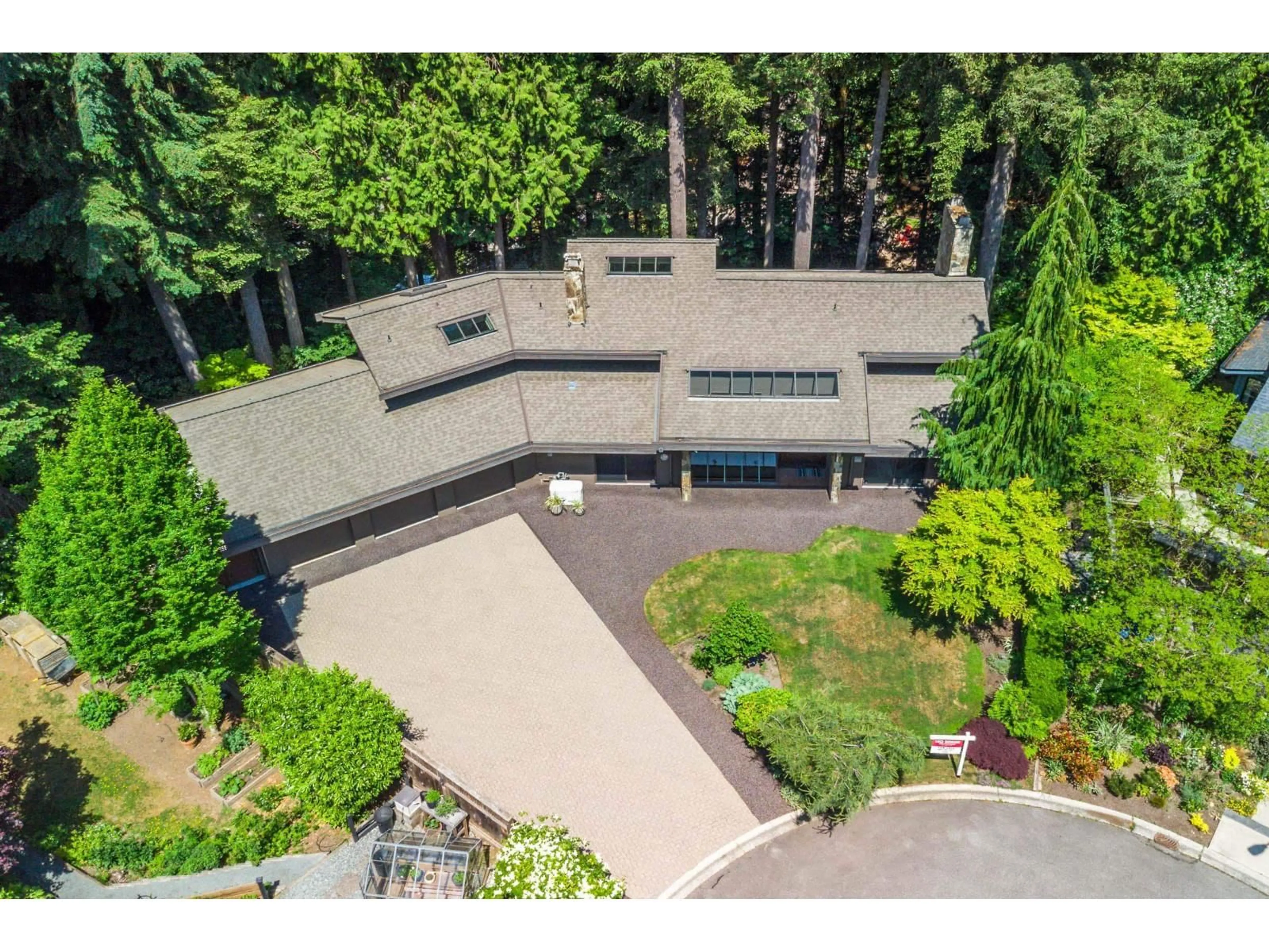 A pic from outside/outdoor area/front of a property/back of a property/a pic from drone, unknown for 23951 58A PLACE, Langley British Columbia V2Z1A5