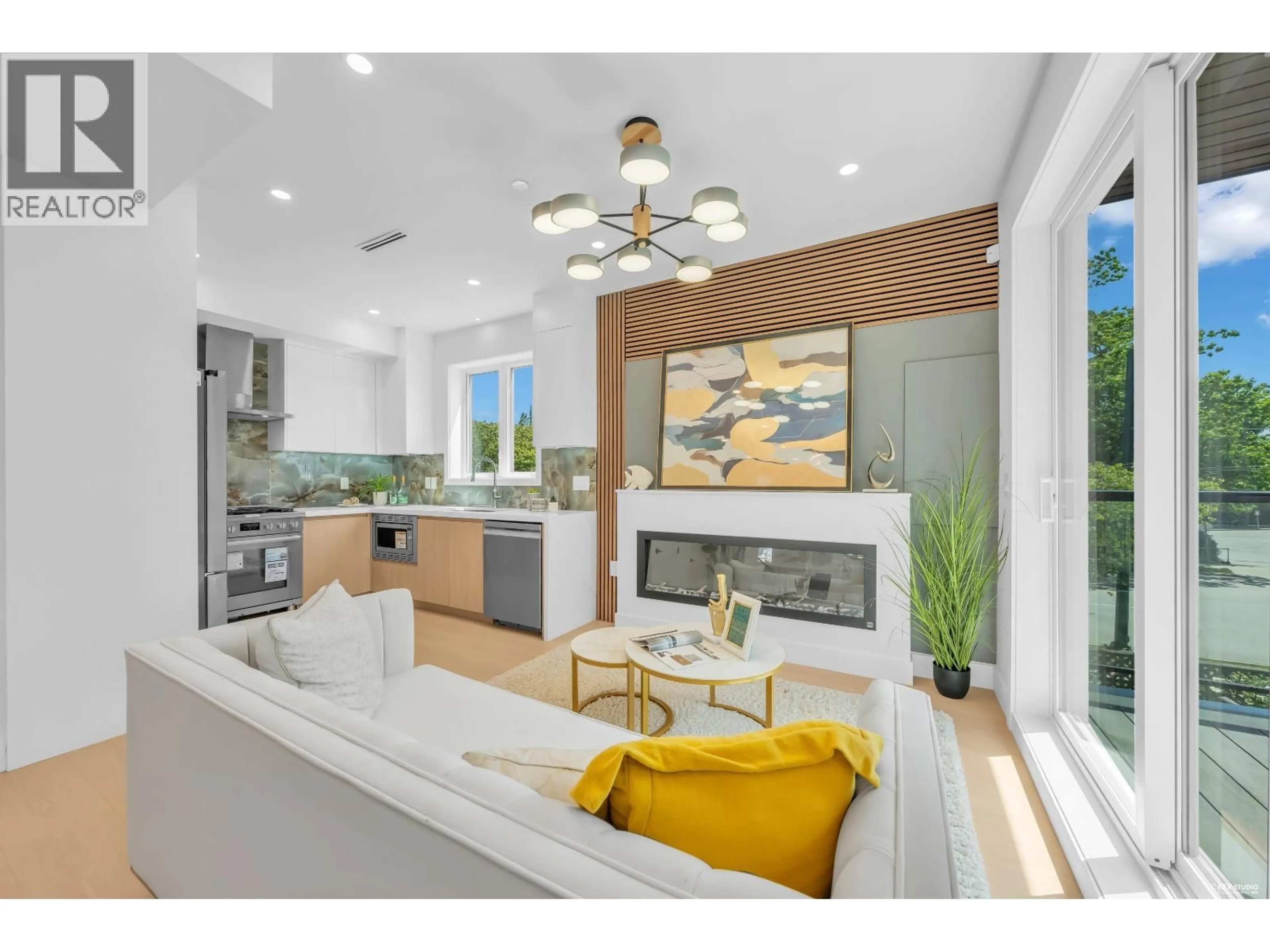 Open concept kitchen, ceramic/tile floor for 2 - 2893 ETON STREET, Vancouver British Columbia V5K1K4