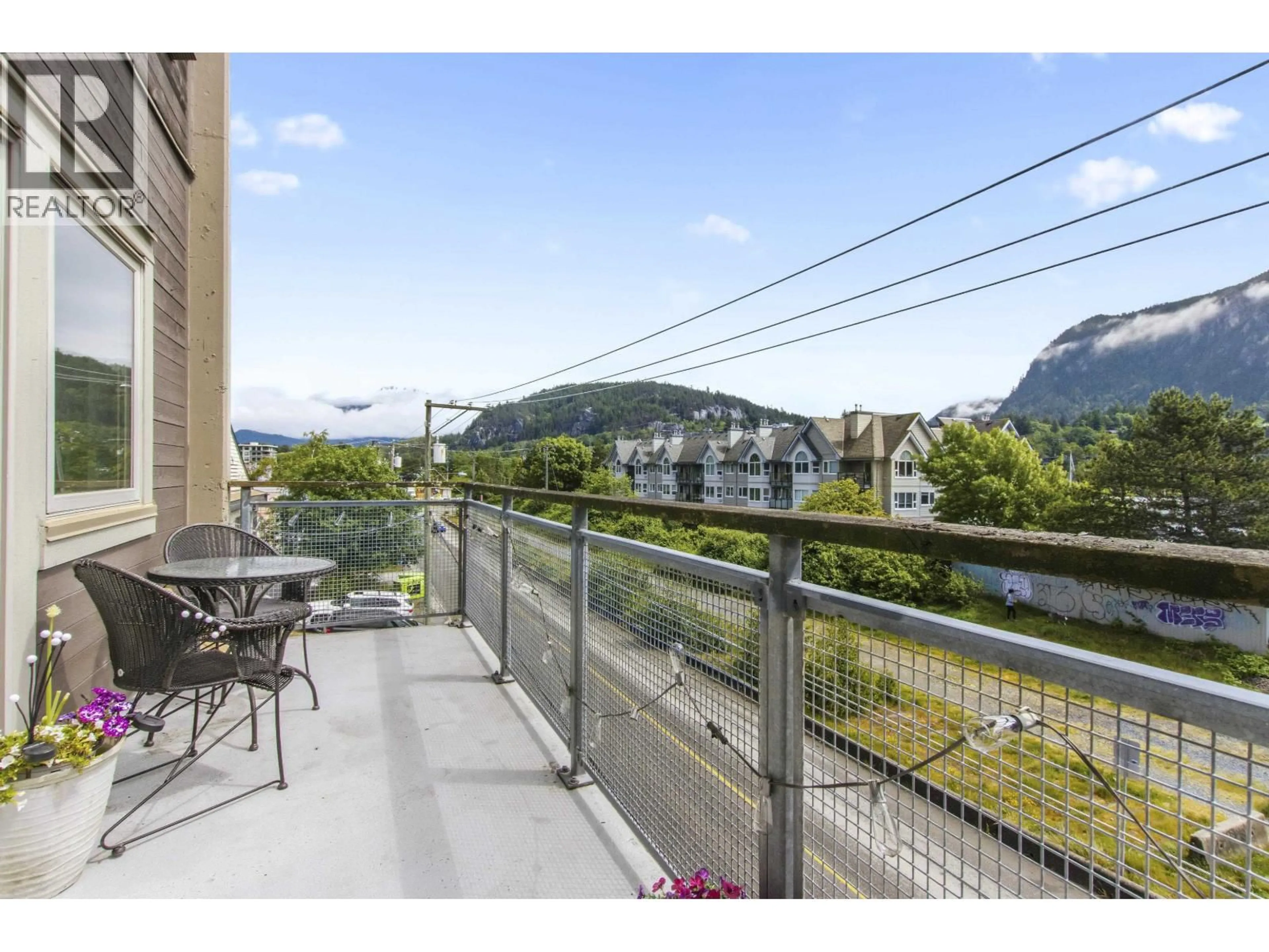 Balcony in the apartment, water/lake/river/ocean view for 306 - 38142 CLEVELAND AVENUE, Squamish British Columbia V8B0A4