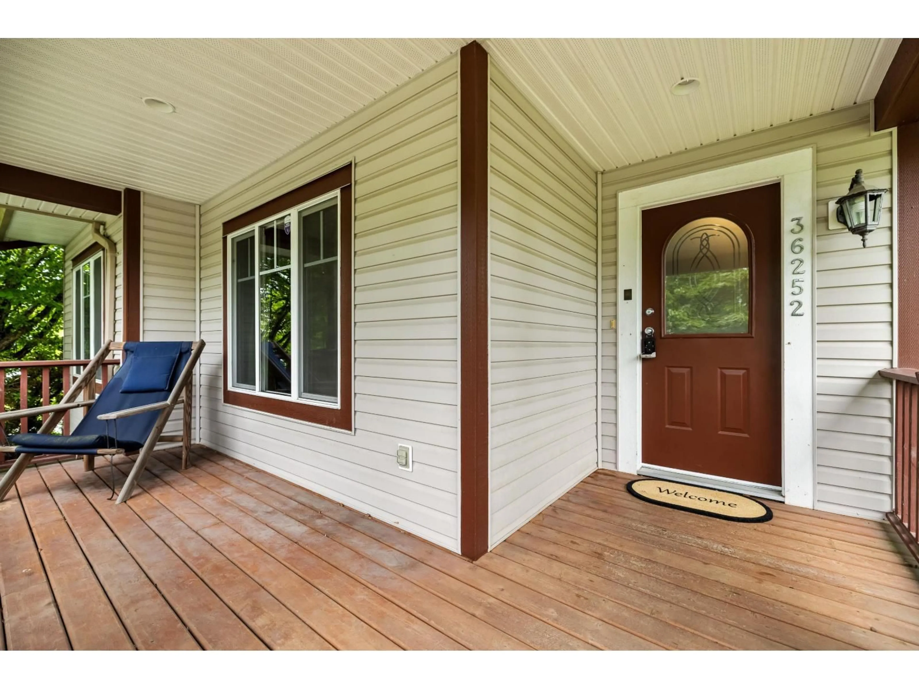 Indoor entryway for 36252 ATWOOD CRESCENT, Abbotsford British Columbia V3G2Y8