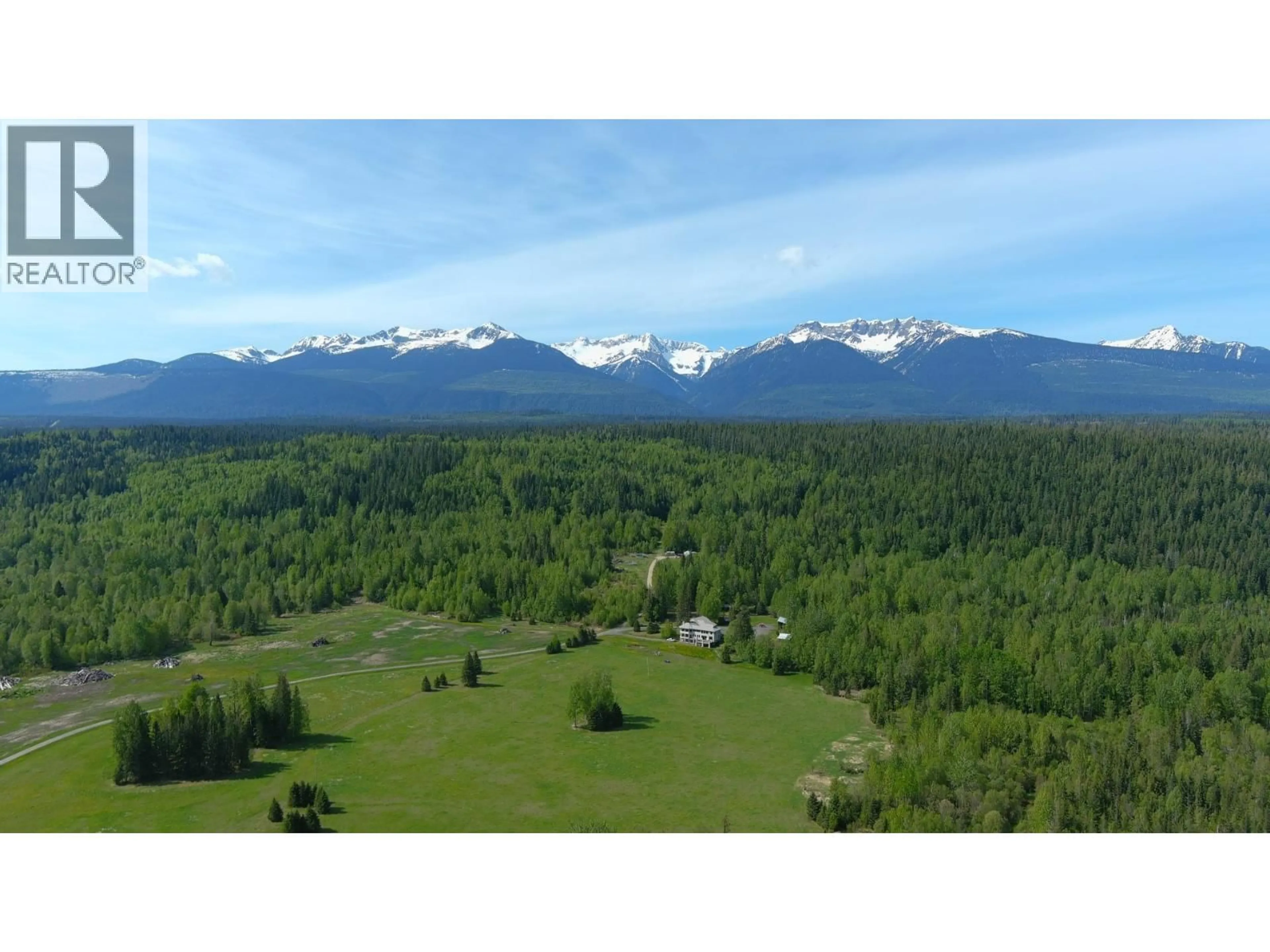 A pic from outside/outdoor area/front of a property/back of a property/a pic from drone, mountain view for 8985 CRESCENT SPUR ROAD, McBride British Columbia V0J2E0