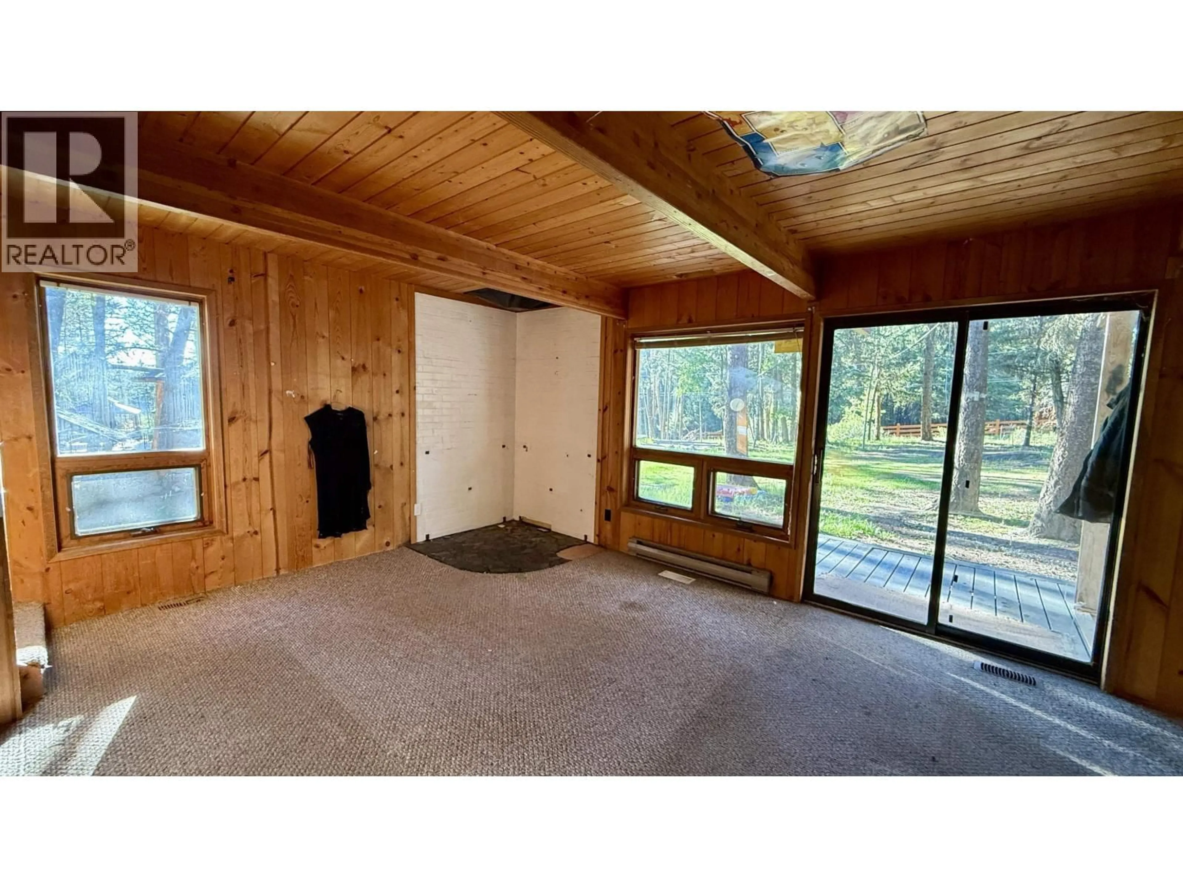 A pic of a room for 4834 GLOINNZUN DRIVE, 108 Mile Ranch British Columbia V0K2Z0