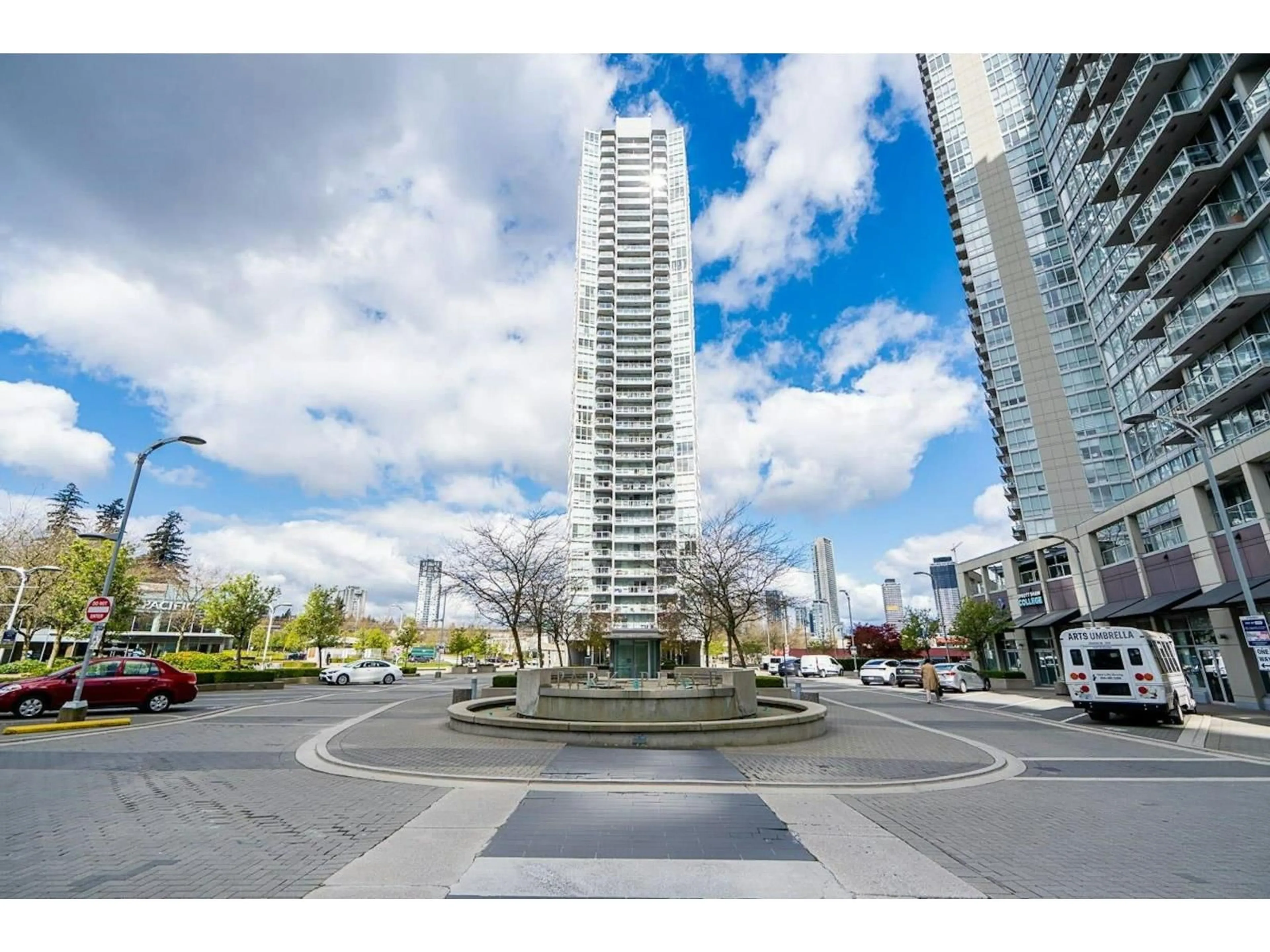Unknown for 1801 - 13618 100 AVENUE, Surrey British Columbia V3T0A8