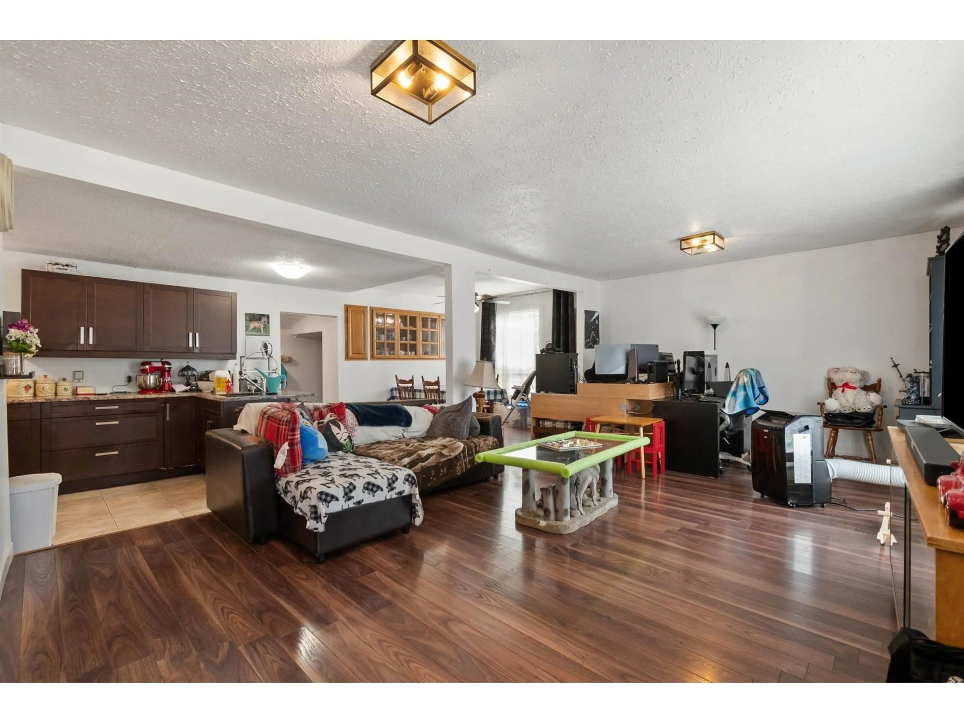 Unknown for 41023 YALE ROAD, Chilliwack British Columbia V2R4J2