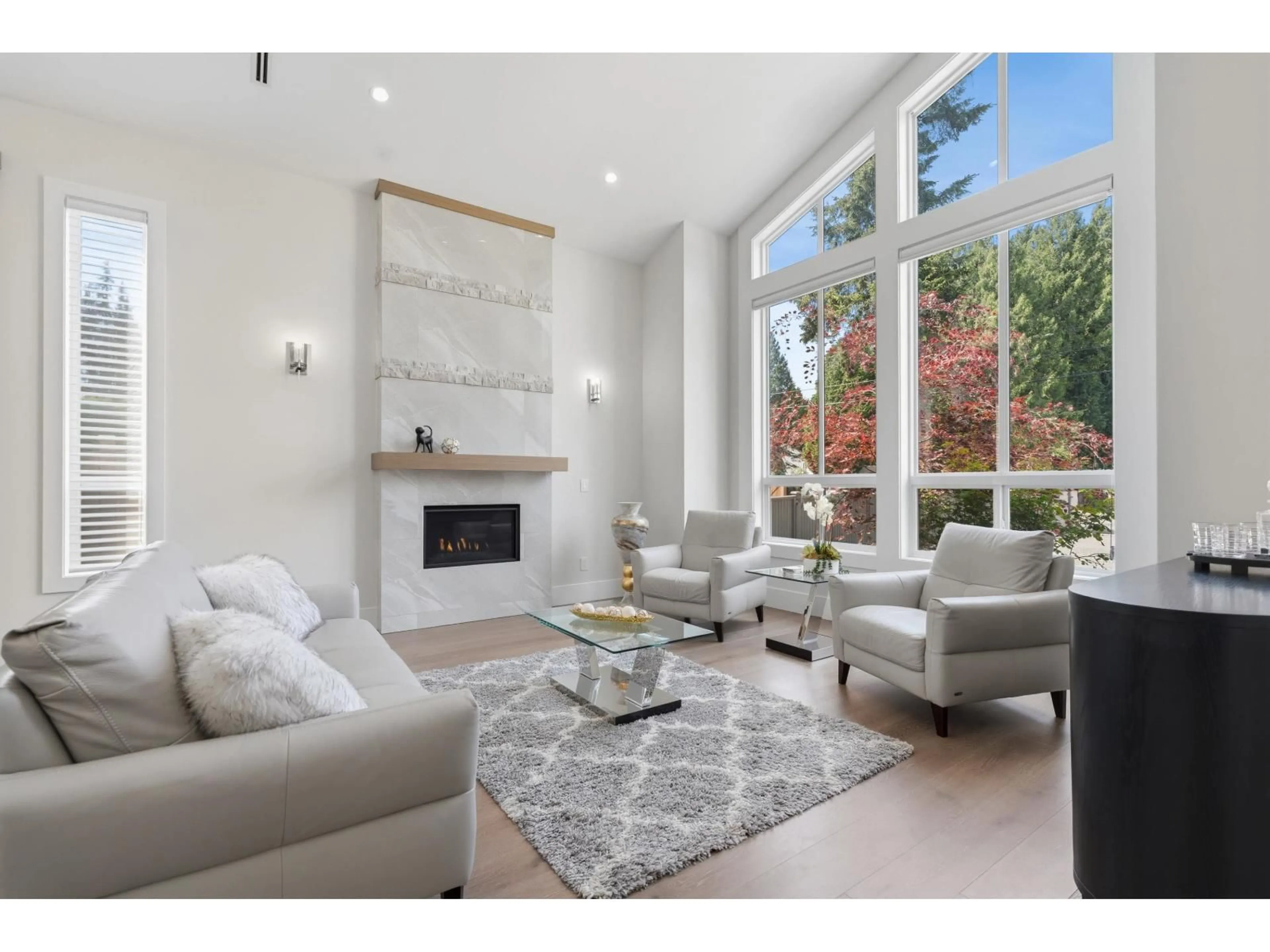 Living room with furniture, unknown for 20140 44 AVENUE, Langley British Columbia V3A3E4