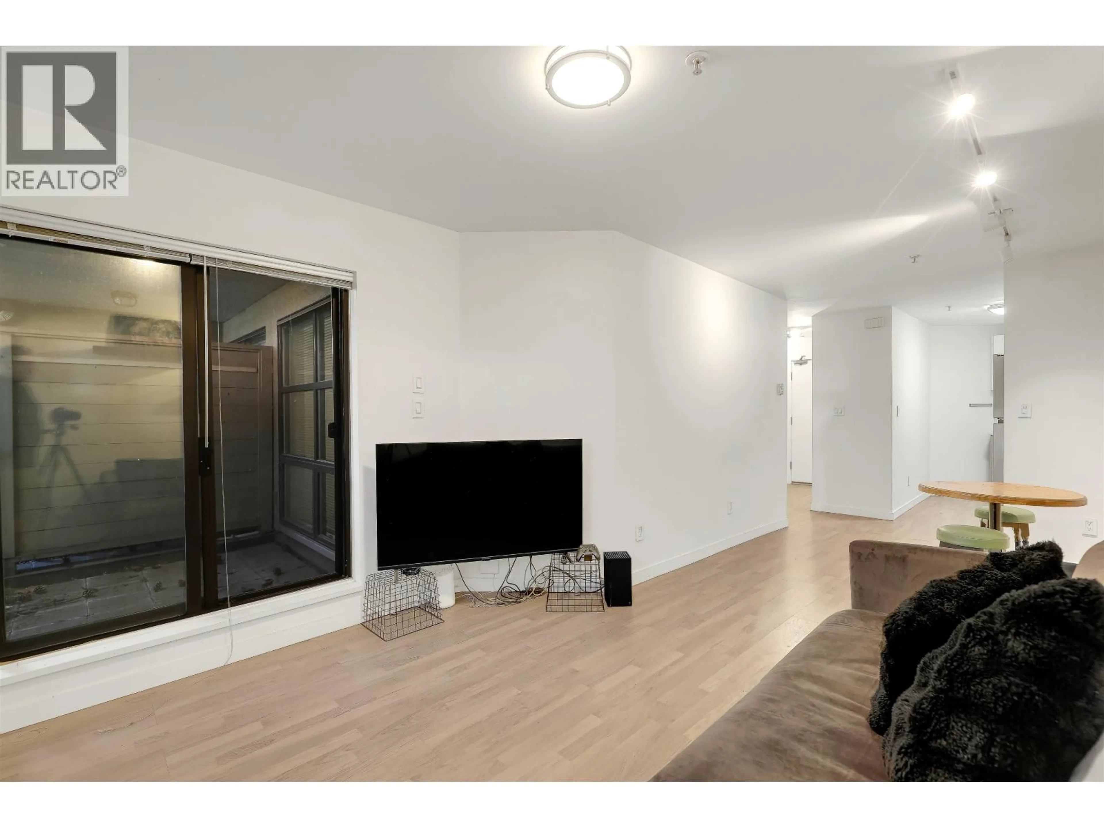 Unknown for 208 - 1106 PACIFIC STREET, Vancouver British Columbia V6E1T4