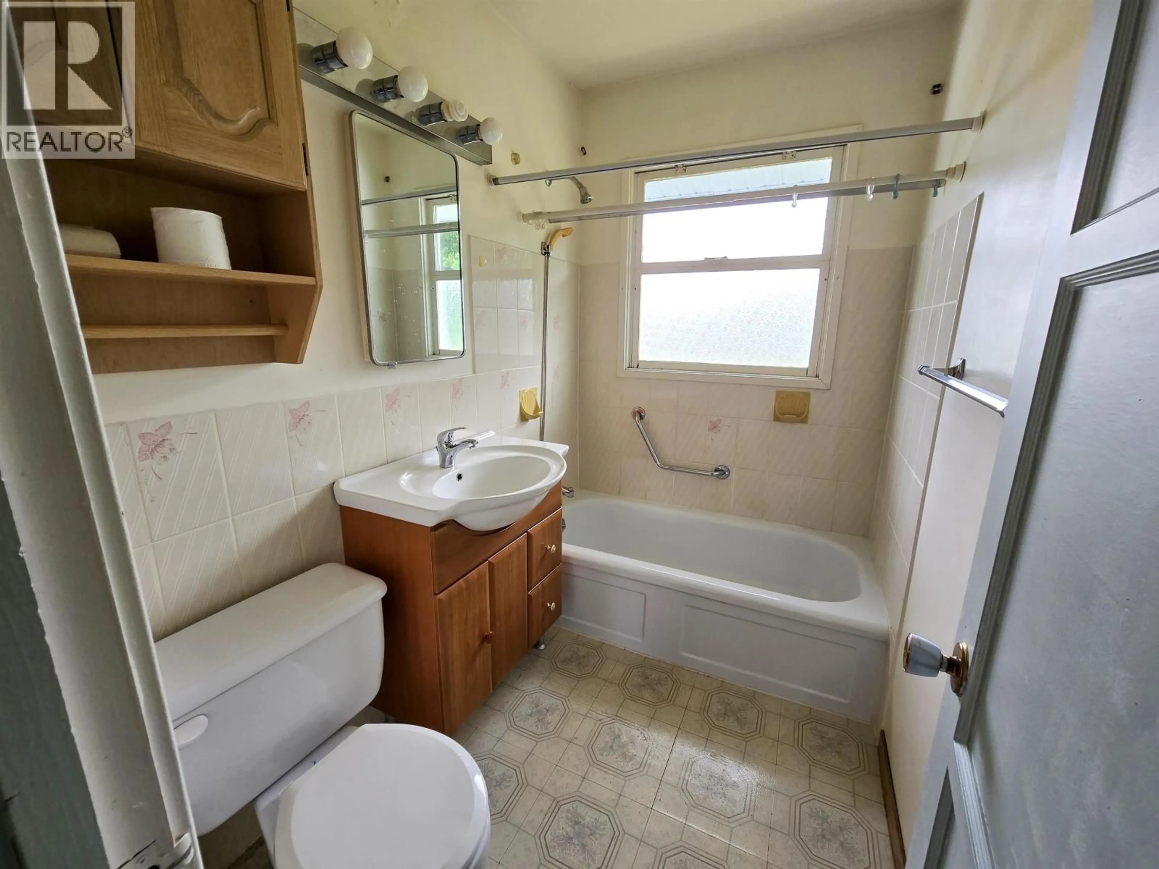 Standard bathroom, ceramic/tile floor for 99 MALLARD STREET, Kitimat British Columbia V8C1N2