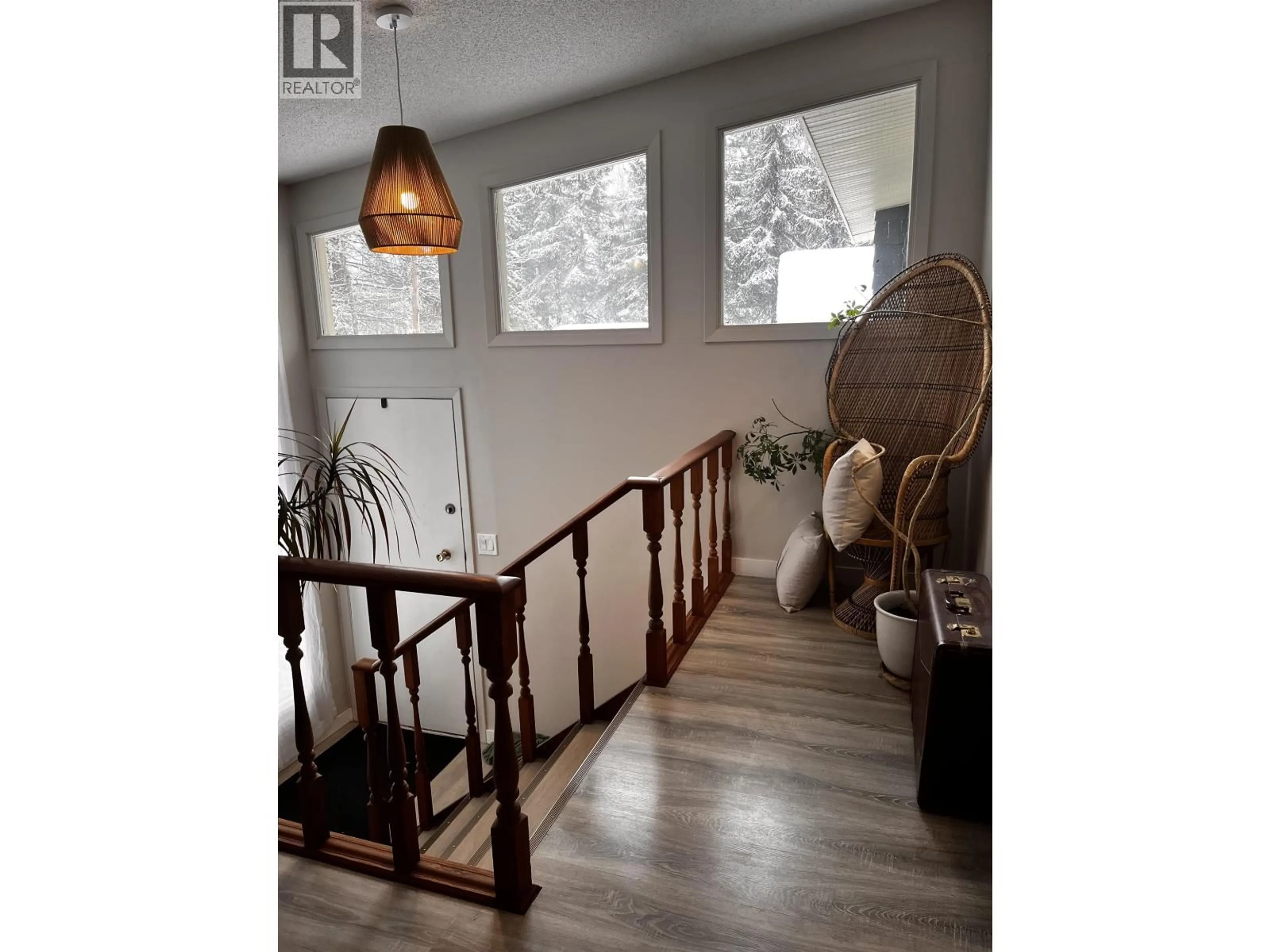 Indoor entryway for 5609 LEHMAN STREET, Prince George British Columbia V2K1T8