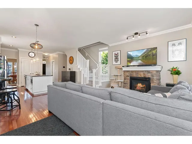 34609 7 AVENUE, Abbotsford 4
