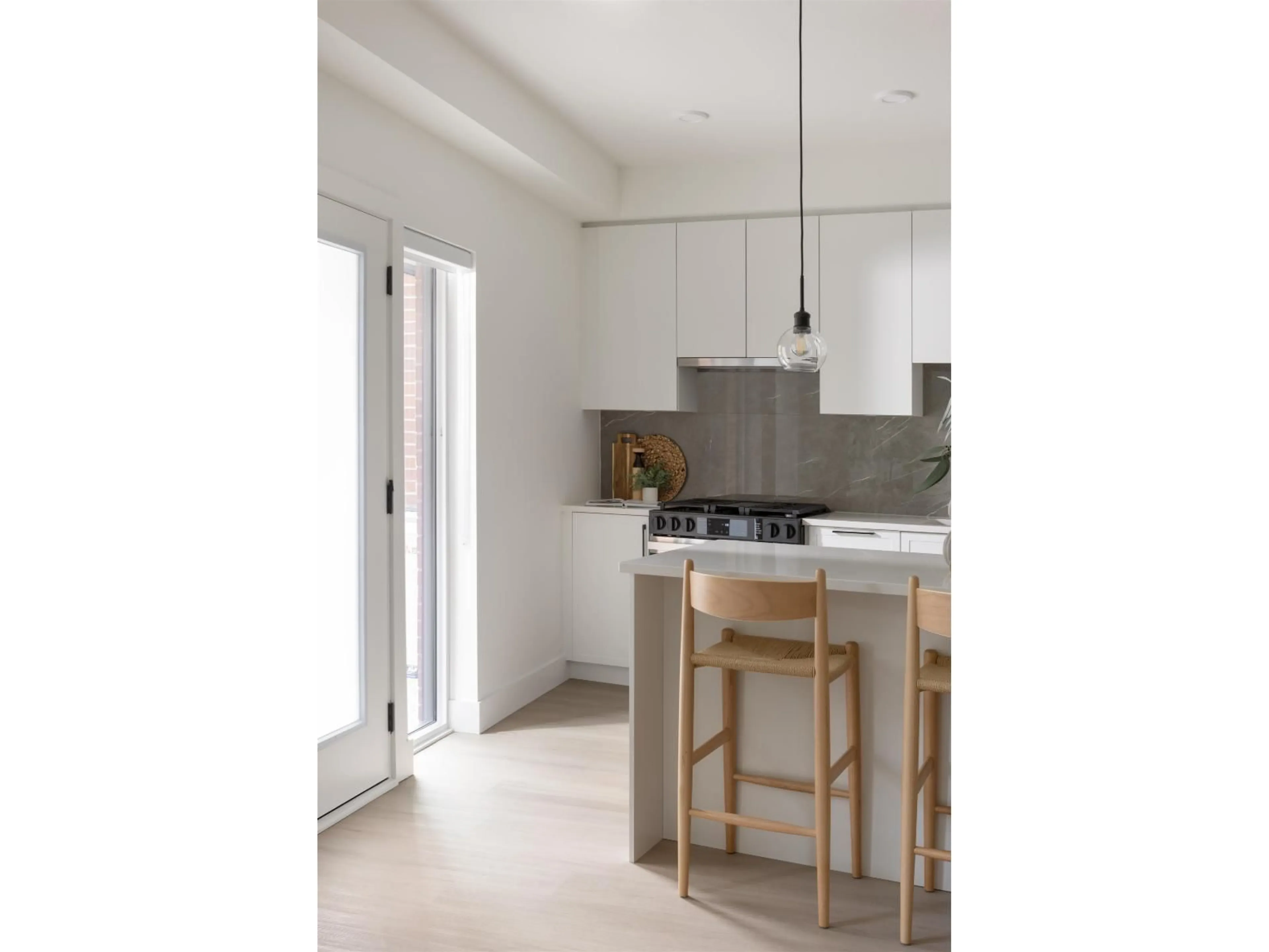 Contemporary kitchen, unknown for 101 - 3465 146A STREET, Surrey British Columbia V0V0V0