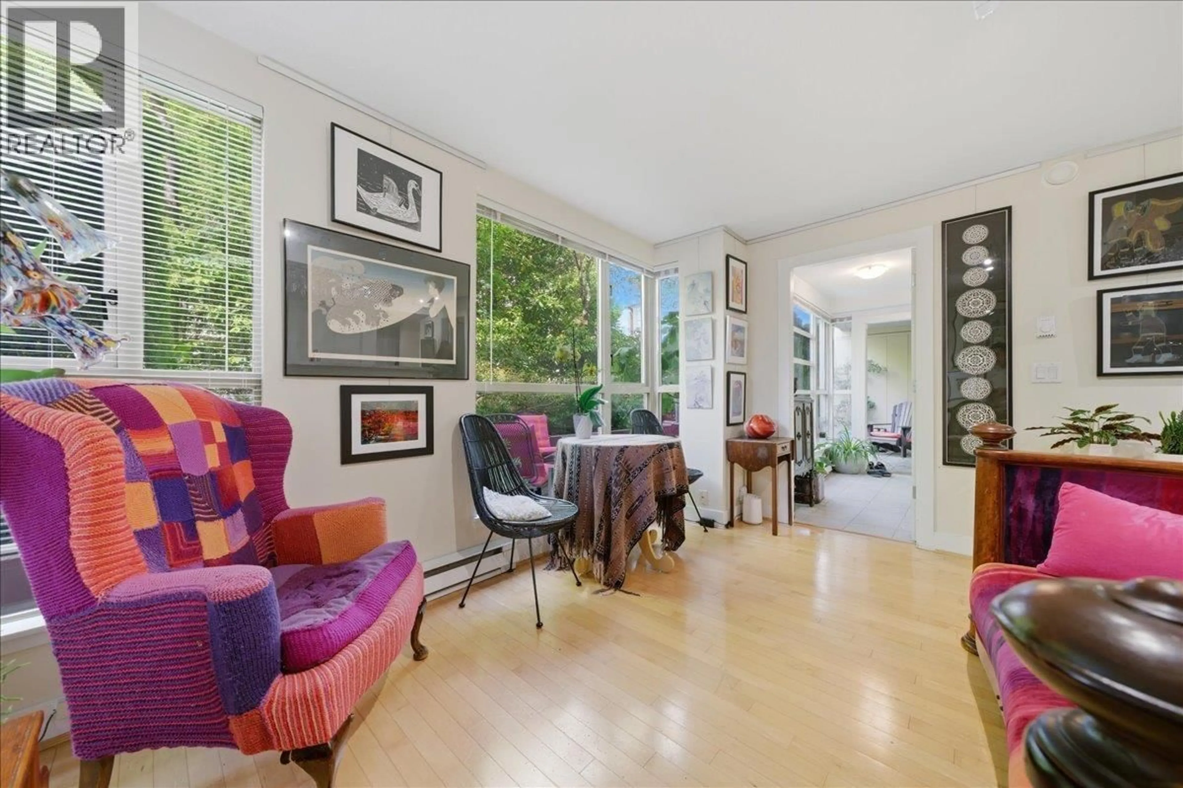 Living room with furniture, unknown for 310 - 2137 10TH AVENUE, Vancouver British Columbia V6K4W4