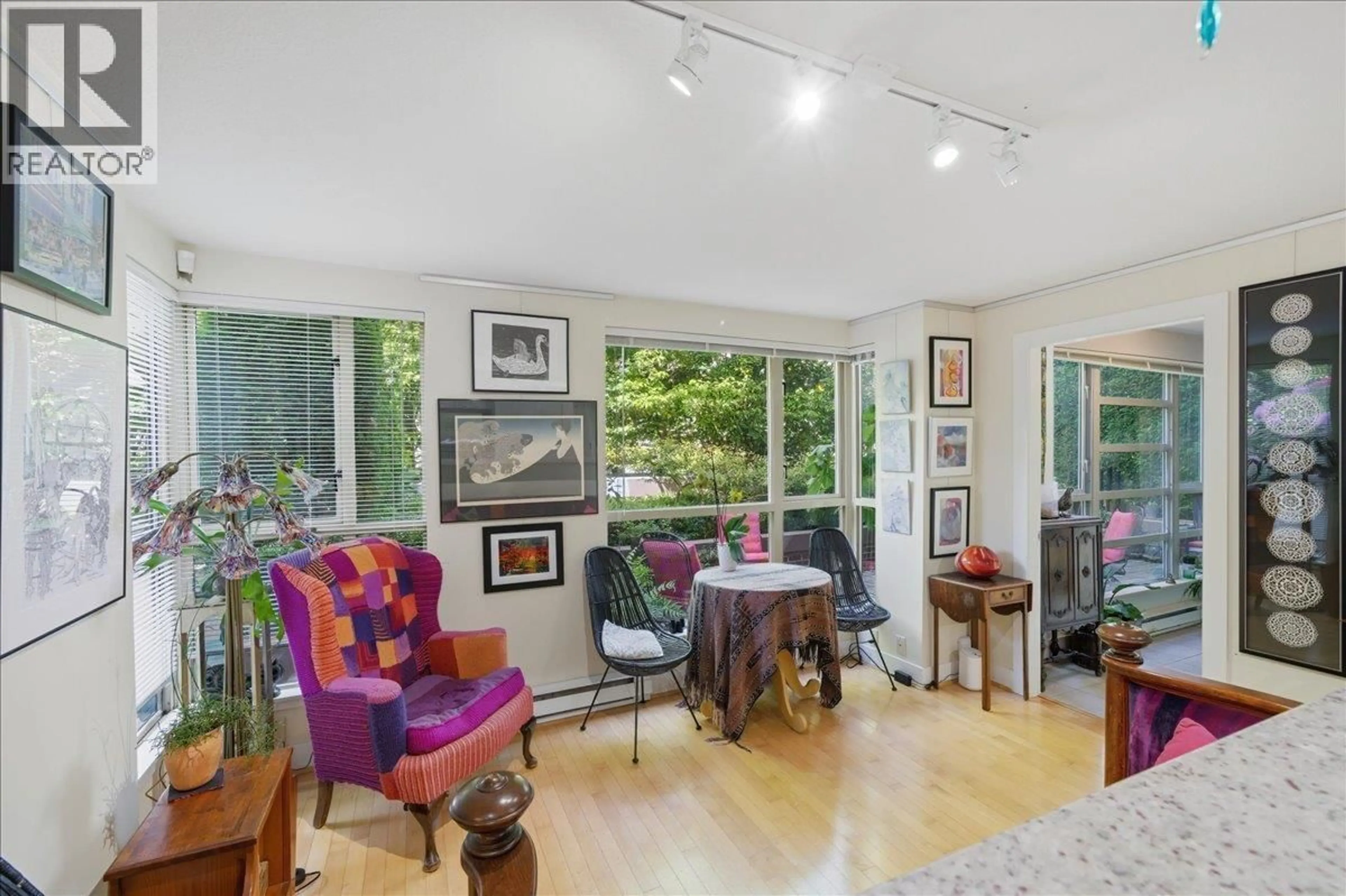 Unknown for 310 - 2137 10TH AVENUE, Vancouver British Columbia V6K4W4
