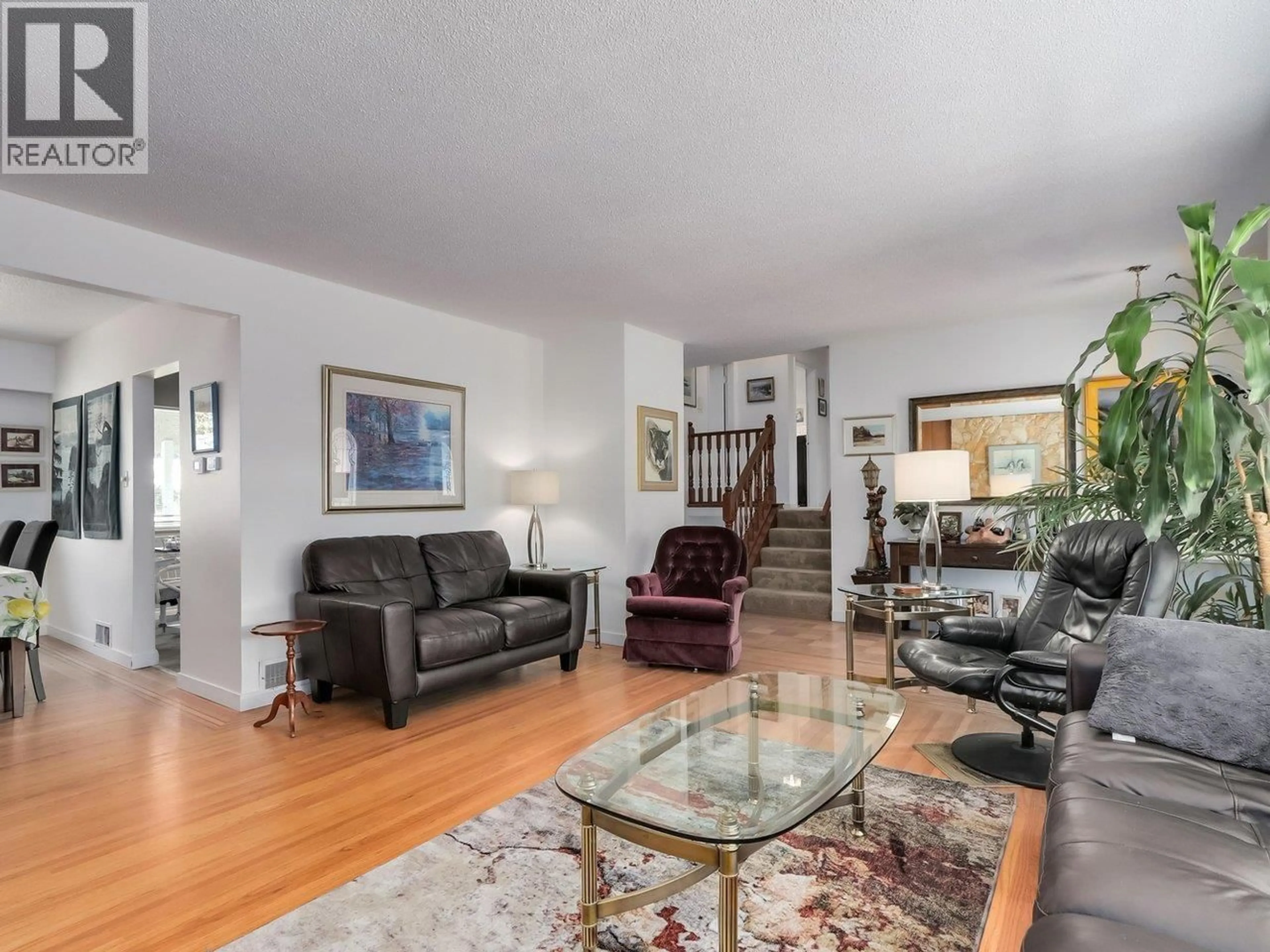 Living room with furniture, unknown for 4545 WILLIAM STREET, Burnaby British Columbia V5C3K5