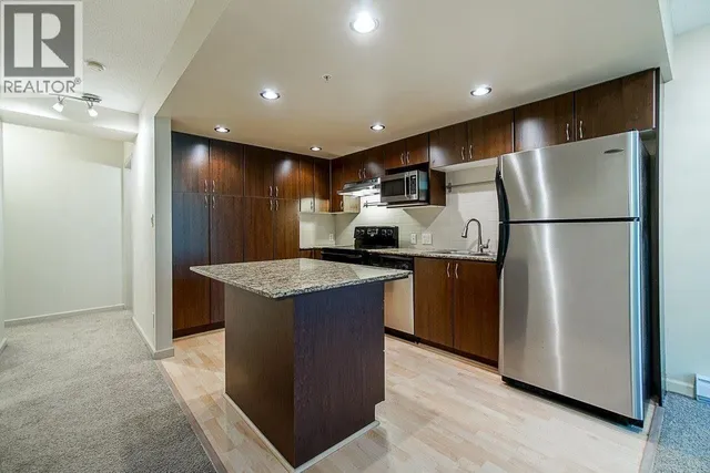 210 - 9232 UNIVERSITY CRESCENT, Burnaby 5