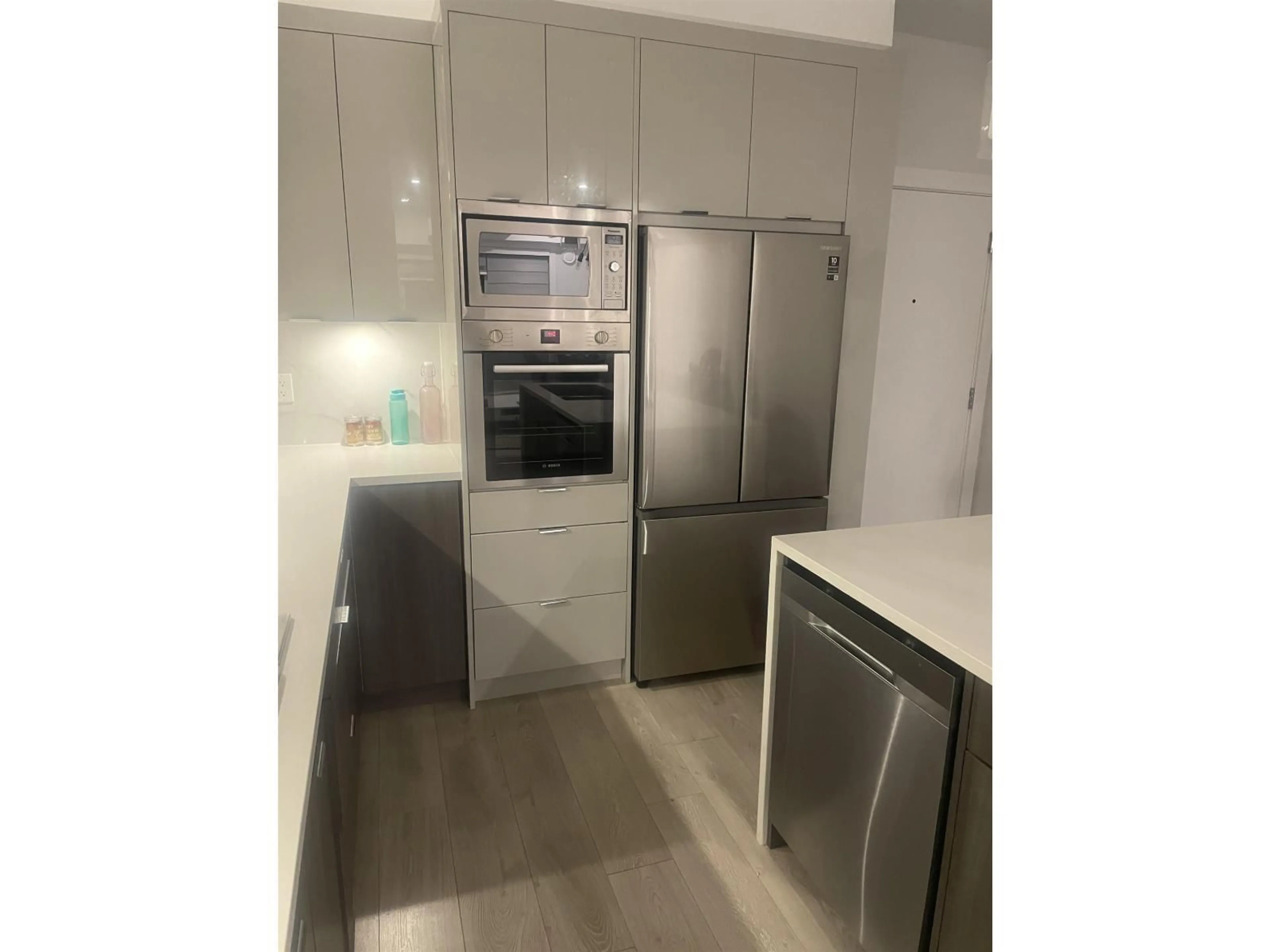 Unknown for 406 - 14438 72 AVENUE, Surrey British Columbia V3S0B6