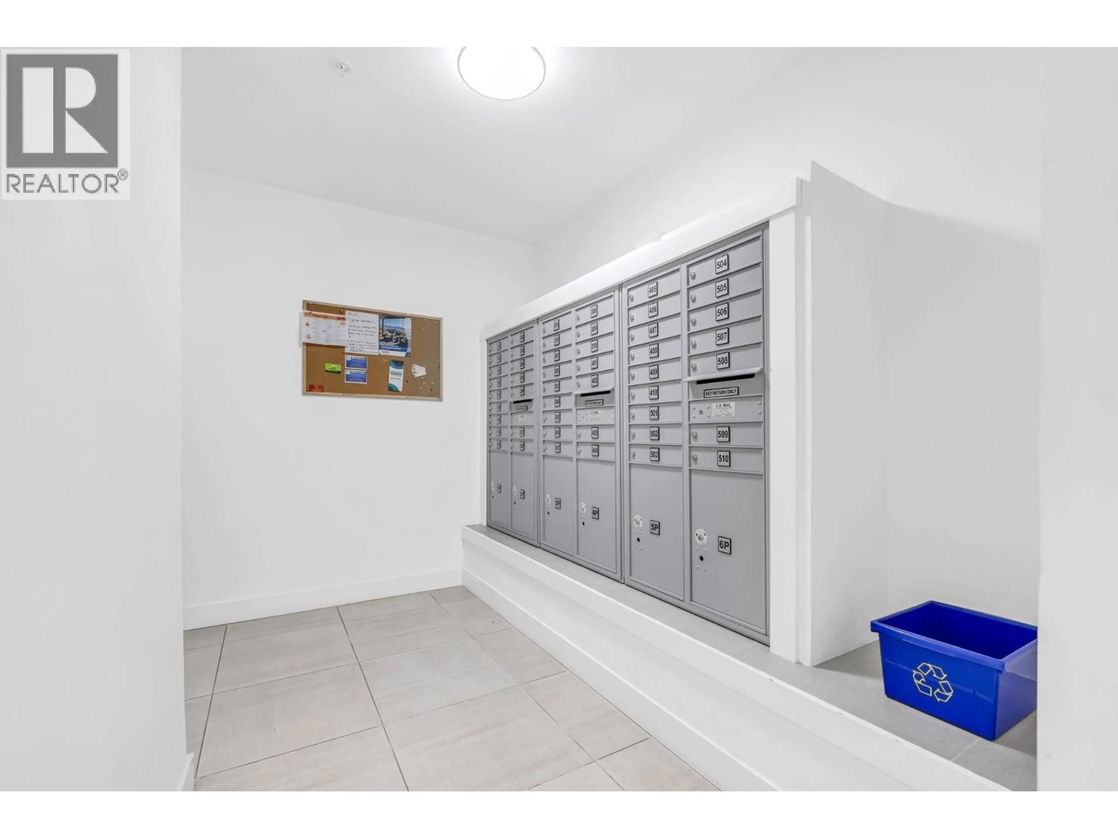 Storage room or clothes room or walk-in closet for 508 - 22577 ROYAL CRESCENT, Maple Ridge British Columbia V2X2M2