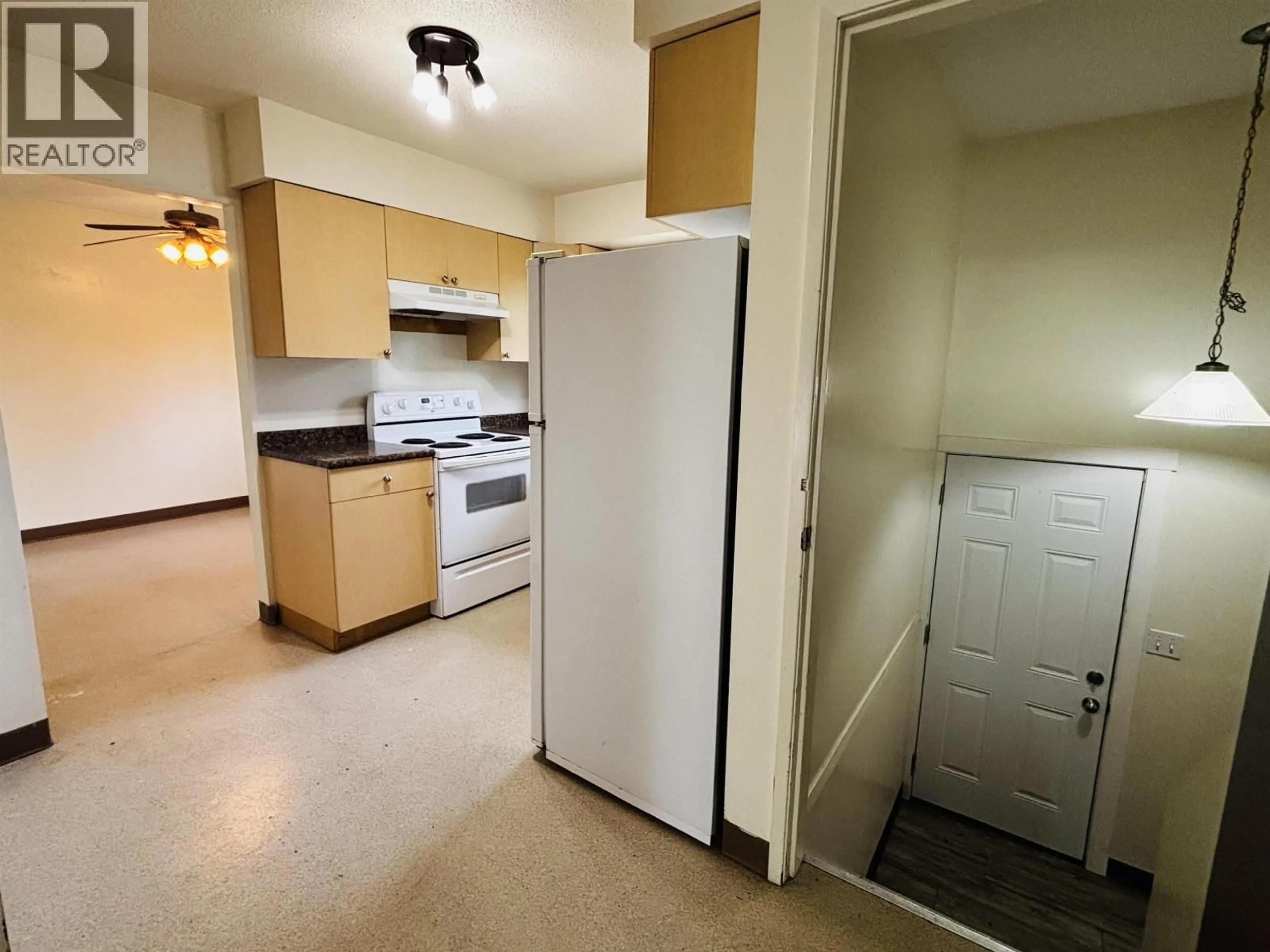 Standard kitchen, unknown for 1428 JARVIS STREET, Prince George British Columbia V2M4J7