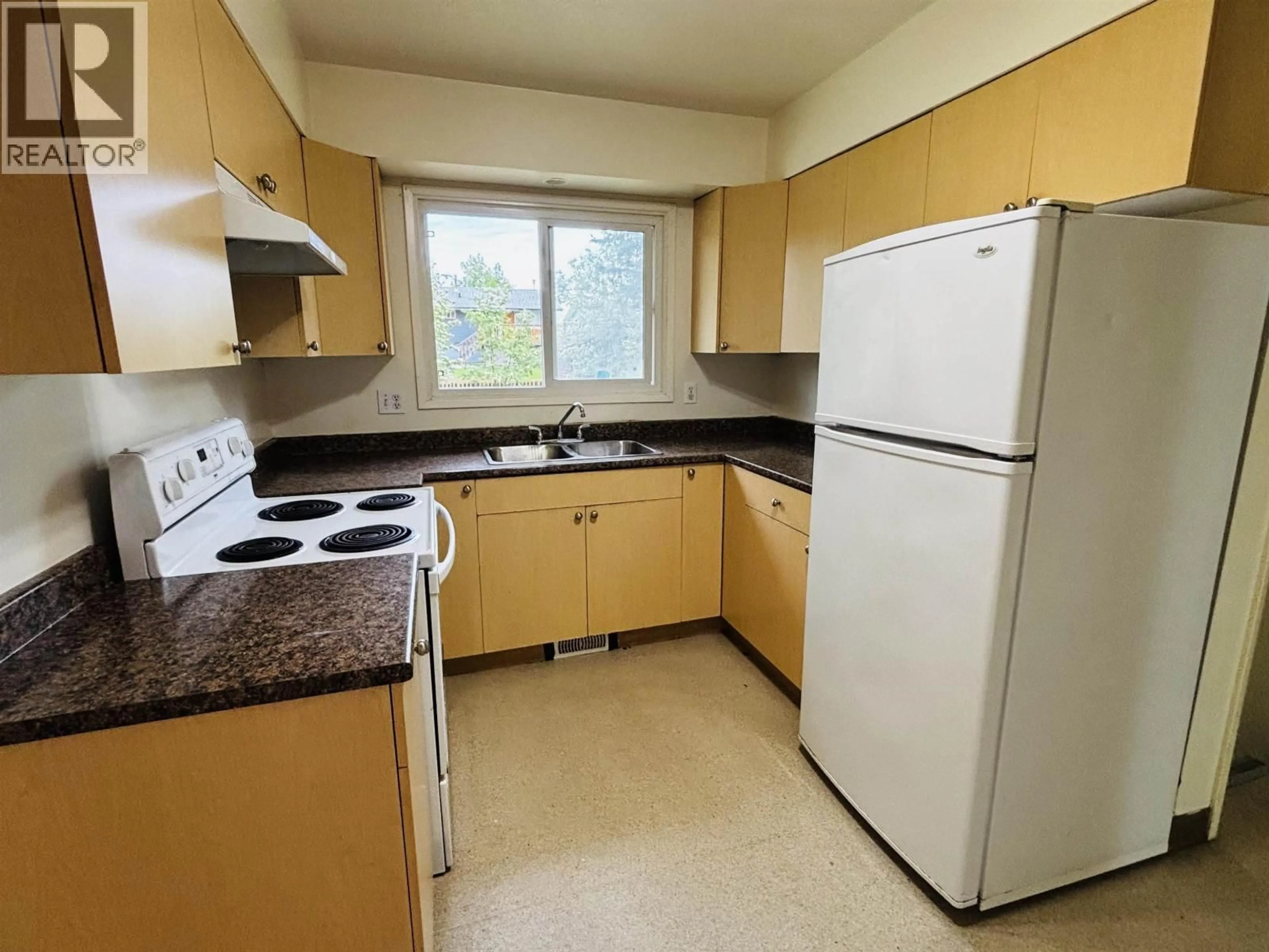 Standard kitchen, unknown for 1428 JARVIS STREET, Prince George British Columbia V2M4J7